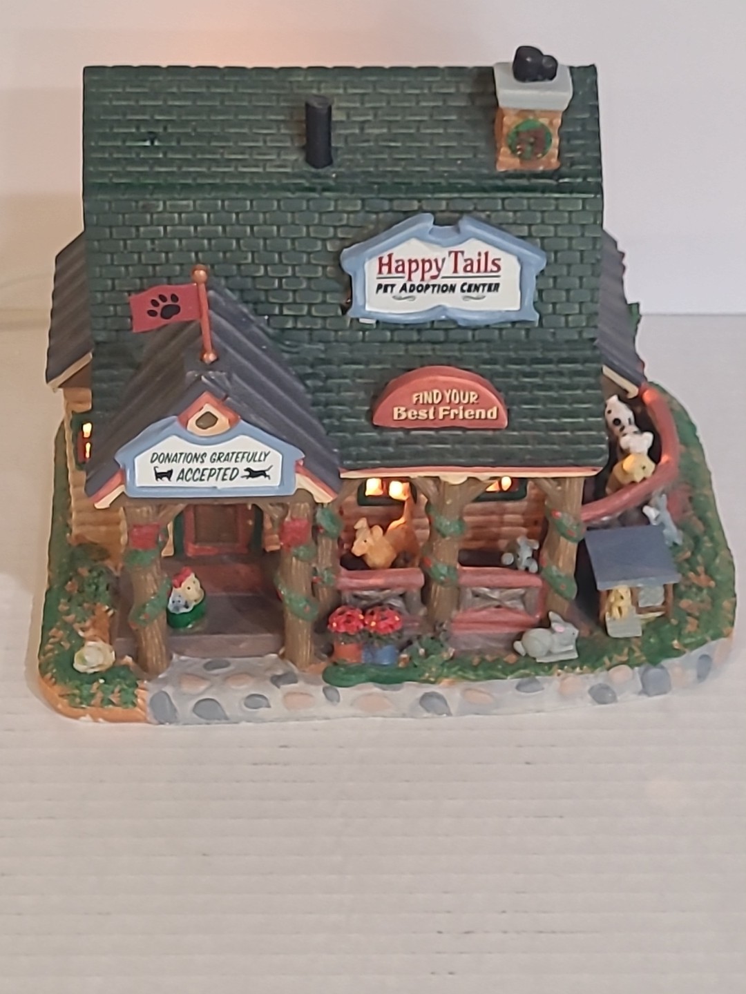 Lemax #35591 Happy Tails Pet Adoption Center Sears Exclusive Lighted.