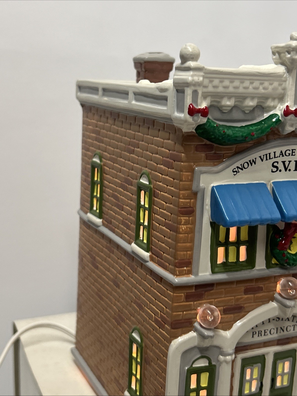 1995 Snow Village Police Station, 56th Precinct, Department 56 Retired Vintage