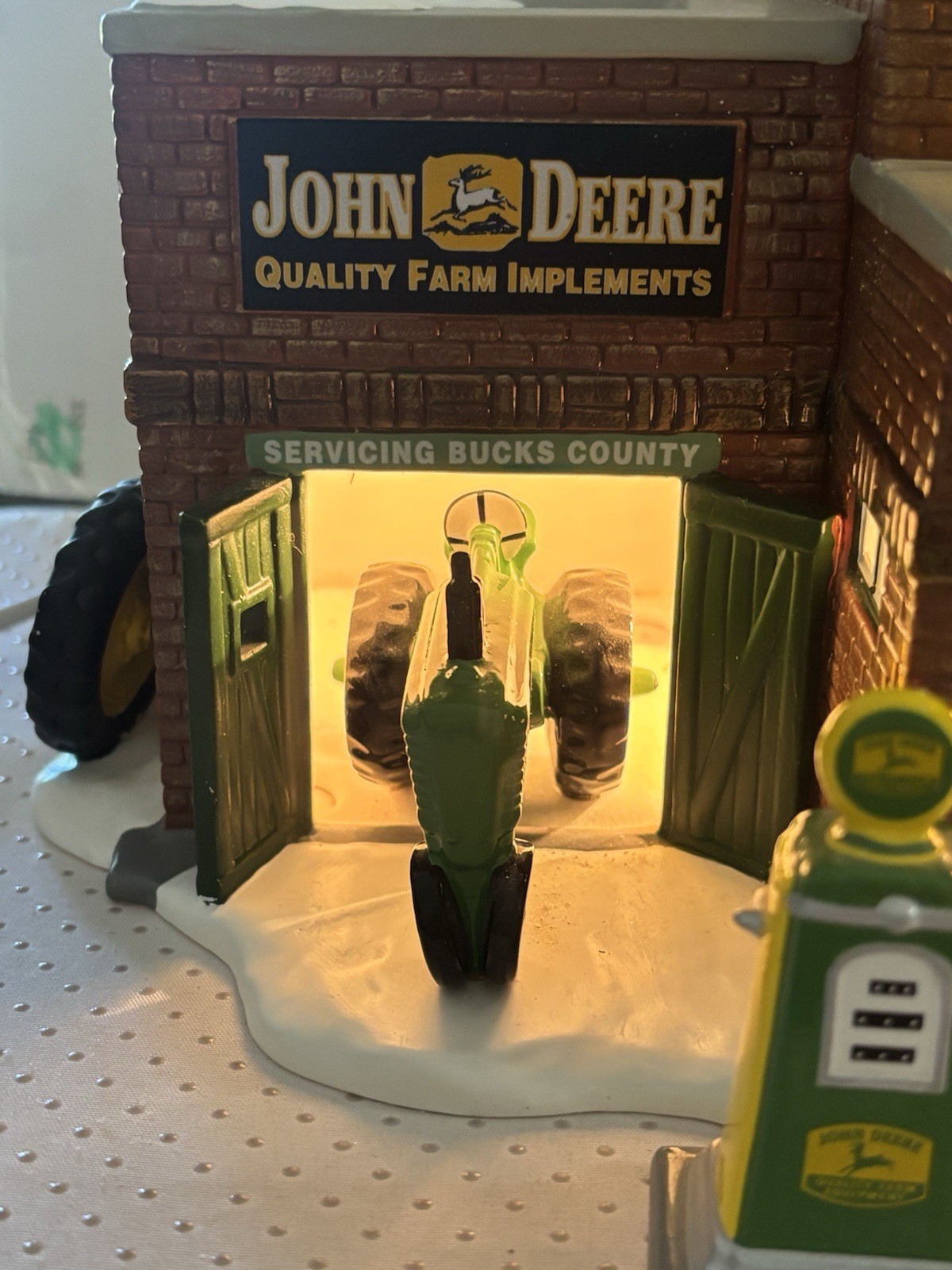 Dept 56 Bucks County John Deere Abner’s Implement Christmas Building Lighted