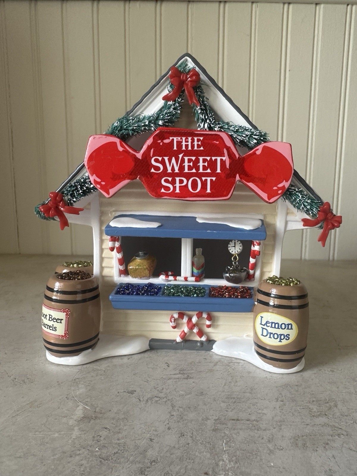 Department 56 Snow Village The Sweet Spot Farmer’s Holiday Market Booth 4030738