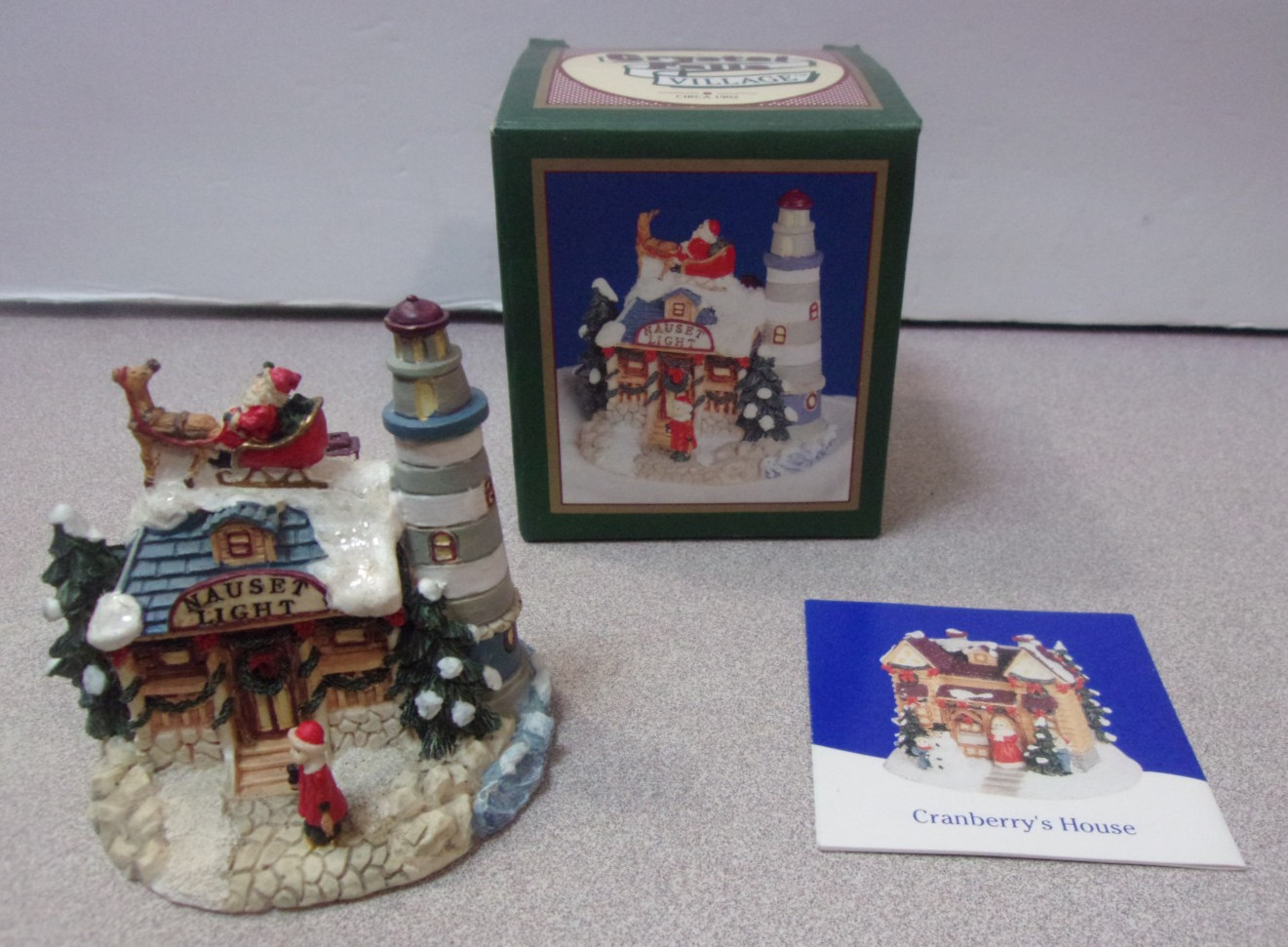 Crystal Falls Village “Nauset Light” Figurine Vintage 1995 Lighthouse #585003
