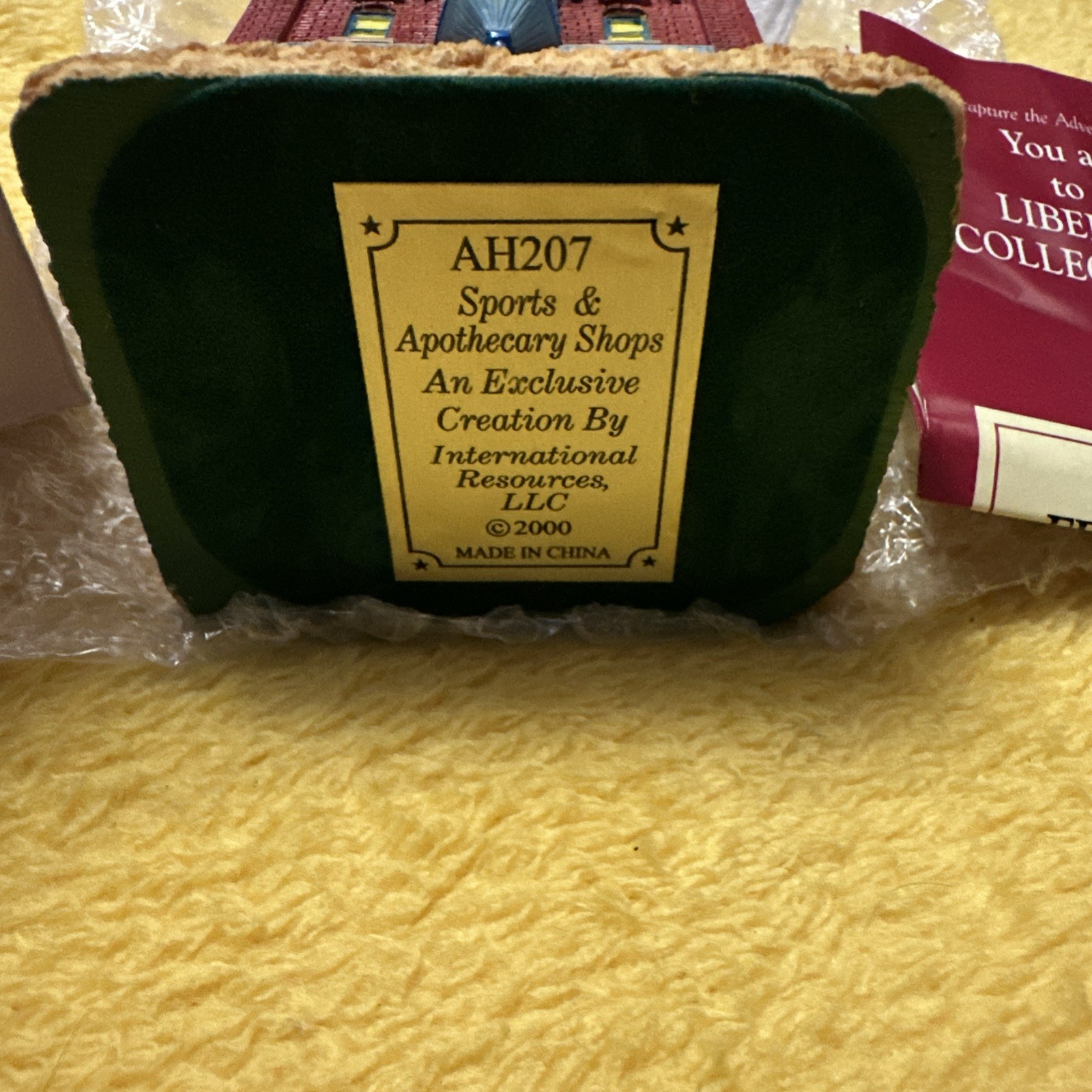 Liberty Falls Americana Collection Sports & Apothecary Shops AH207 2000 NIB