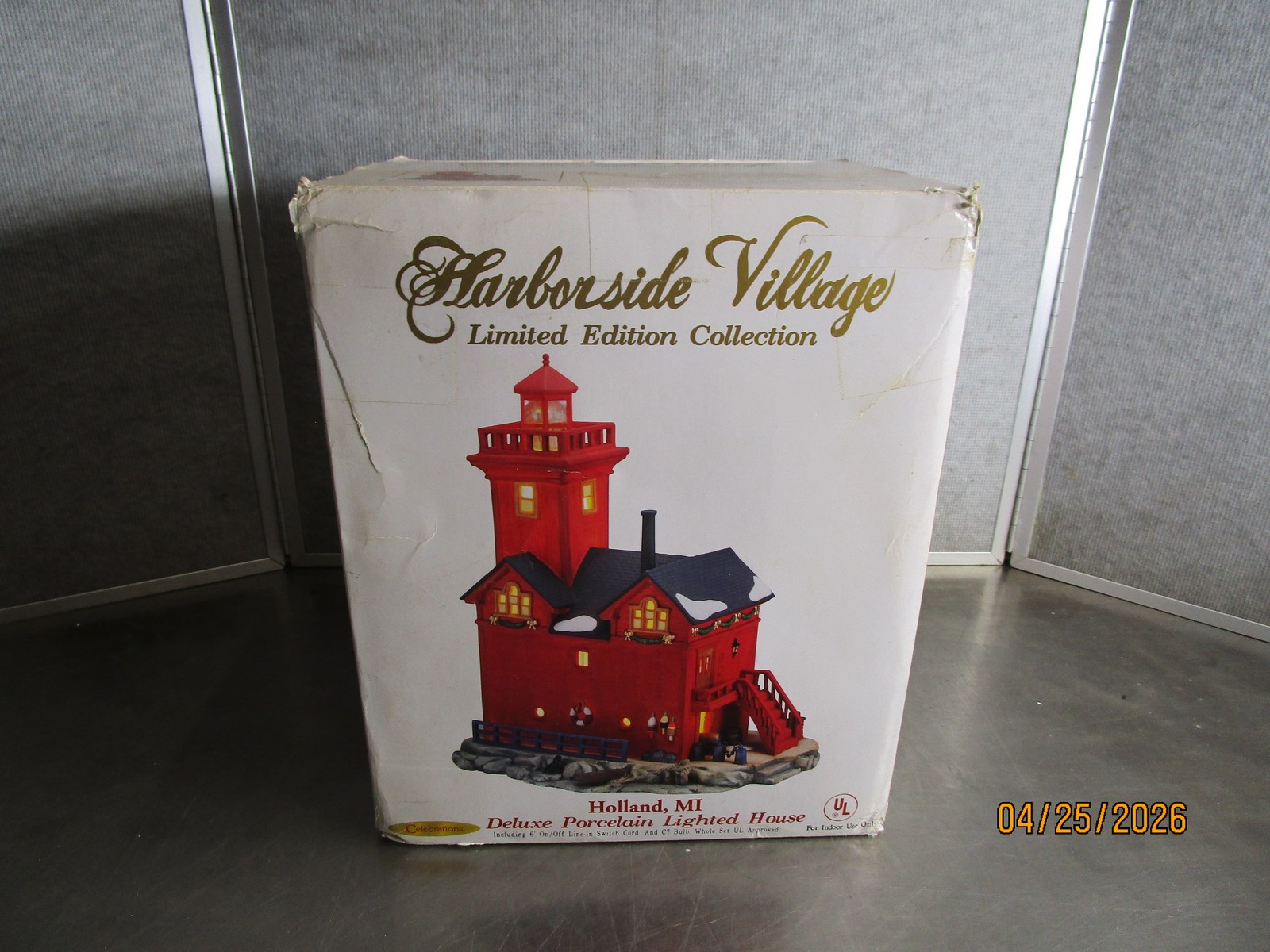 Harborside Village Holland MI Lighted Porcelain House