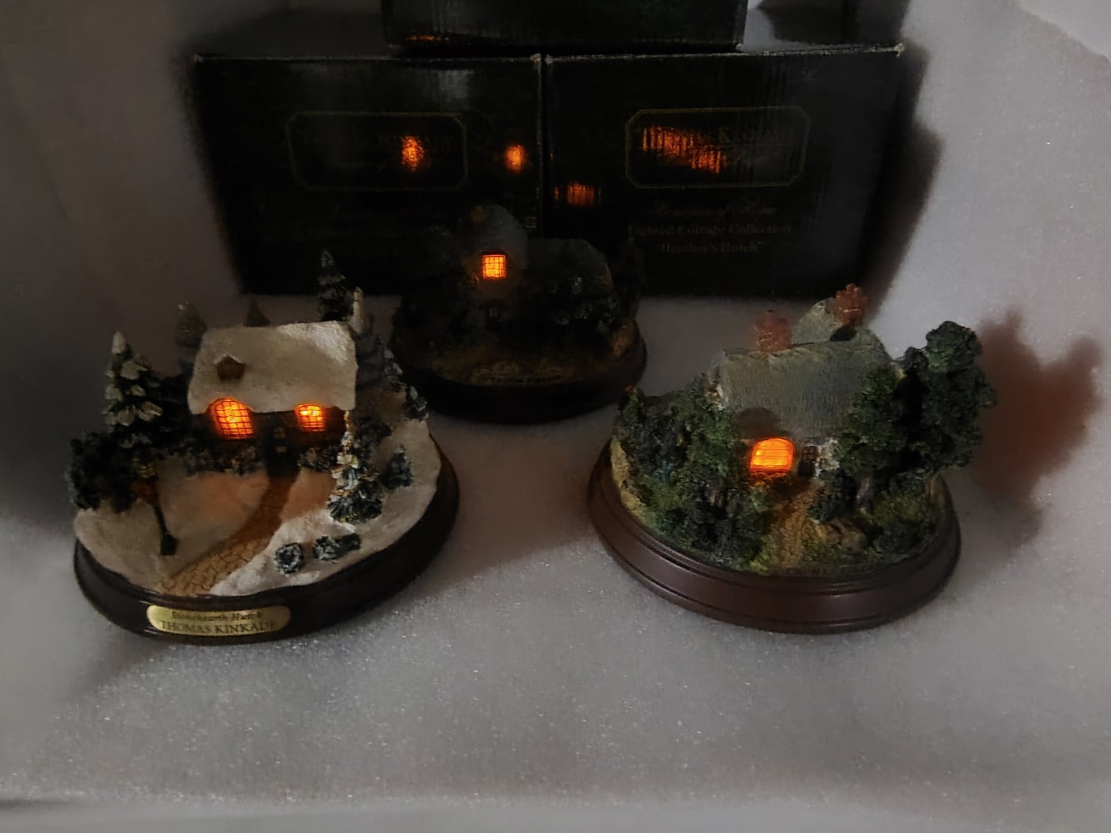 Lot 3 Thomas Kinkade Lighted Heathers Hutch Quiet Evening Stonehearth Christmas