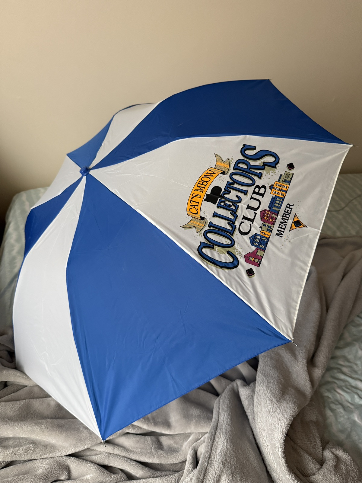 UMBRELLA – Cat’s Meow Collectors Club Member – Automatic Self Opener – Nylon