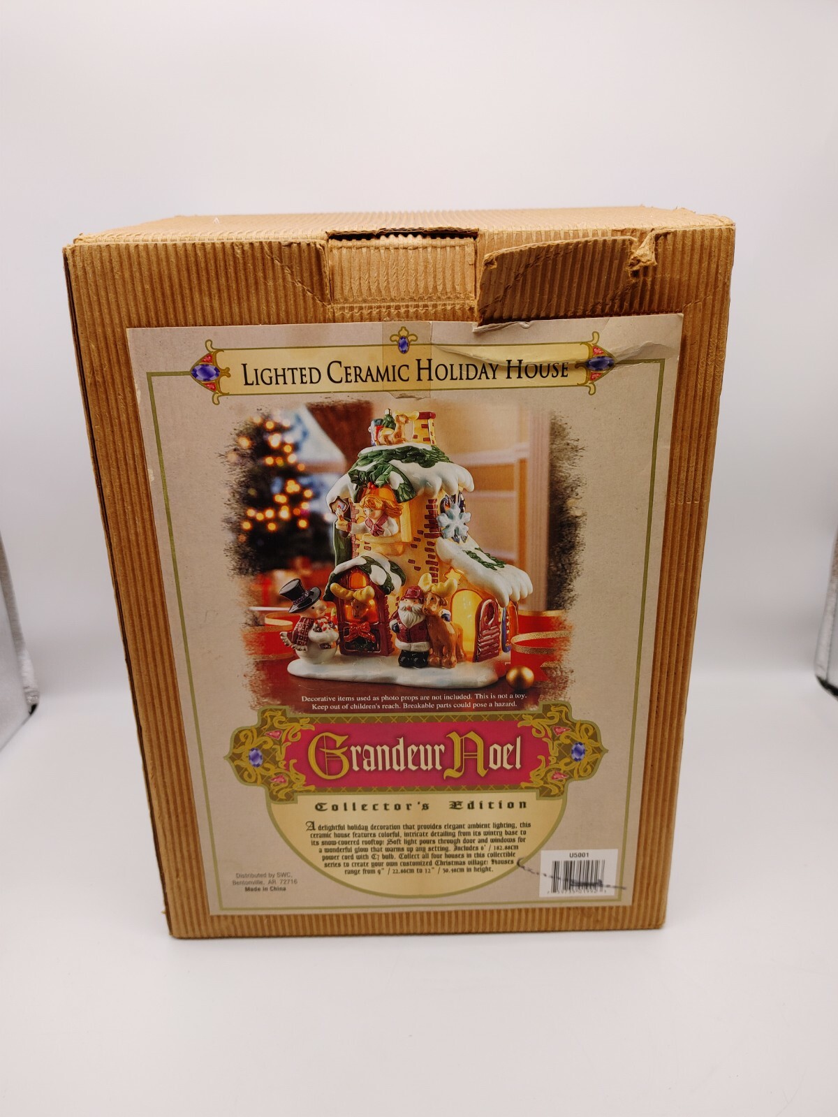 Vintage Grandeur Noel Lighted Santa Ceramic Holiday House Collector’s Edition