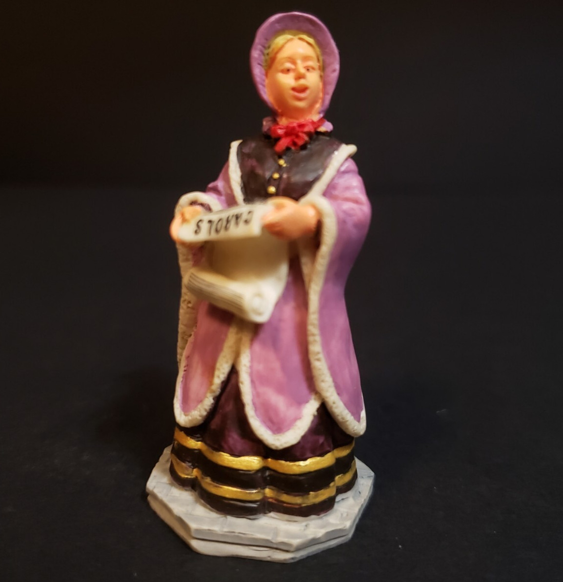 Lemax Christmas Village Town Woman In Violet Caroling Singing Carols