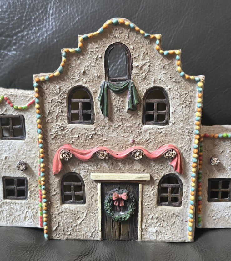 WMG 2005 Adobe Southwestern Lighted Christmas Village House Set Battery Operated