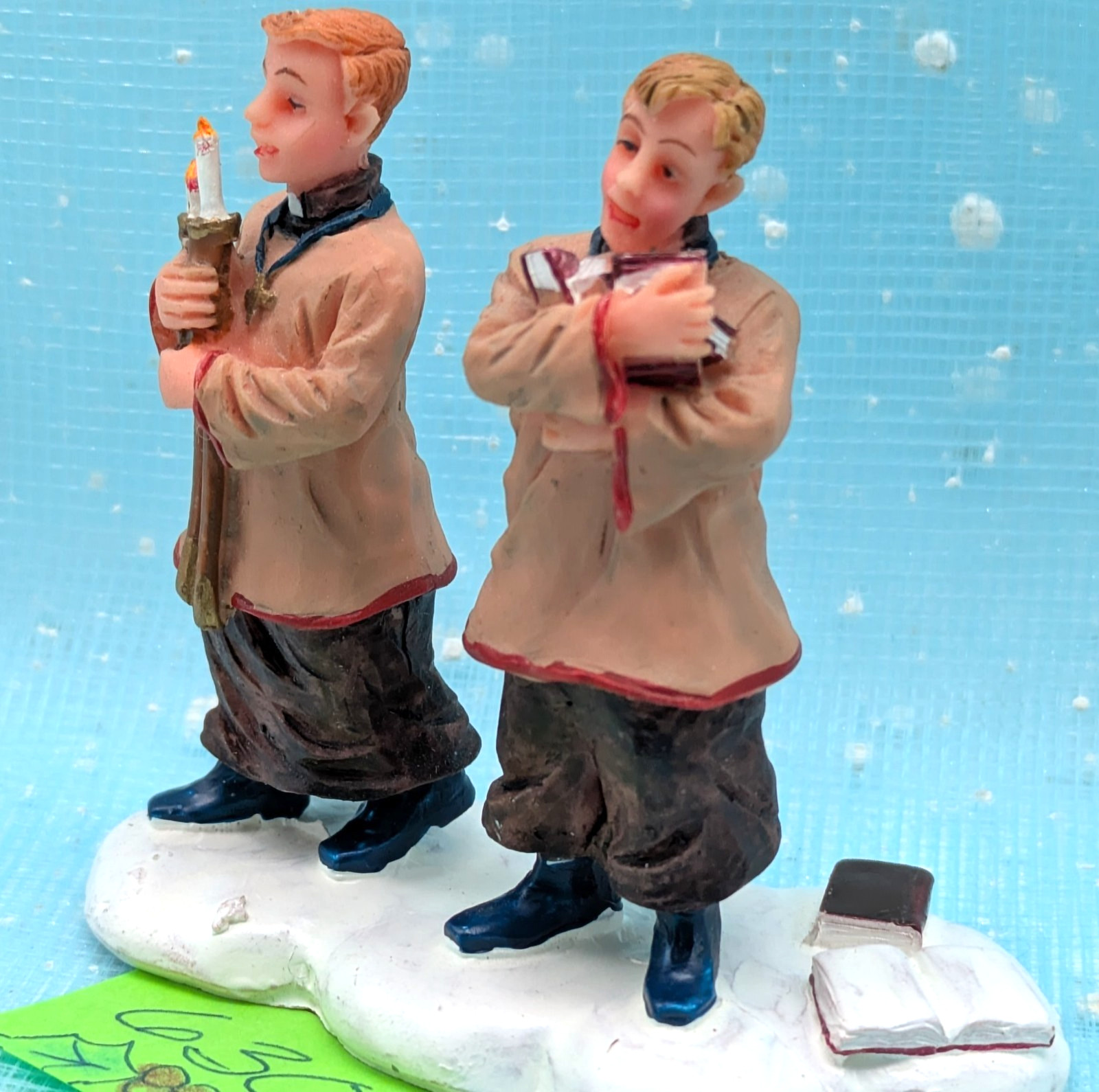 Lemax To the Cathedral 32702 choir boys Christmas Village Figurine NO BOX INV630