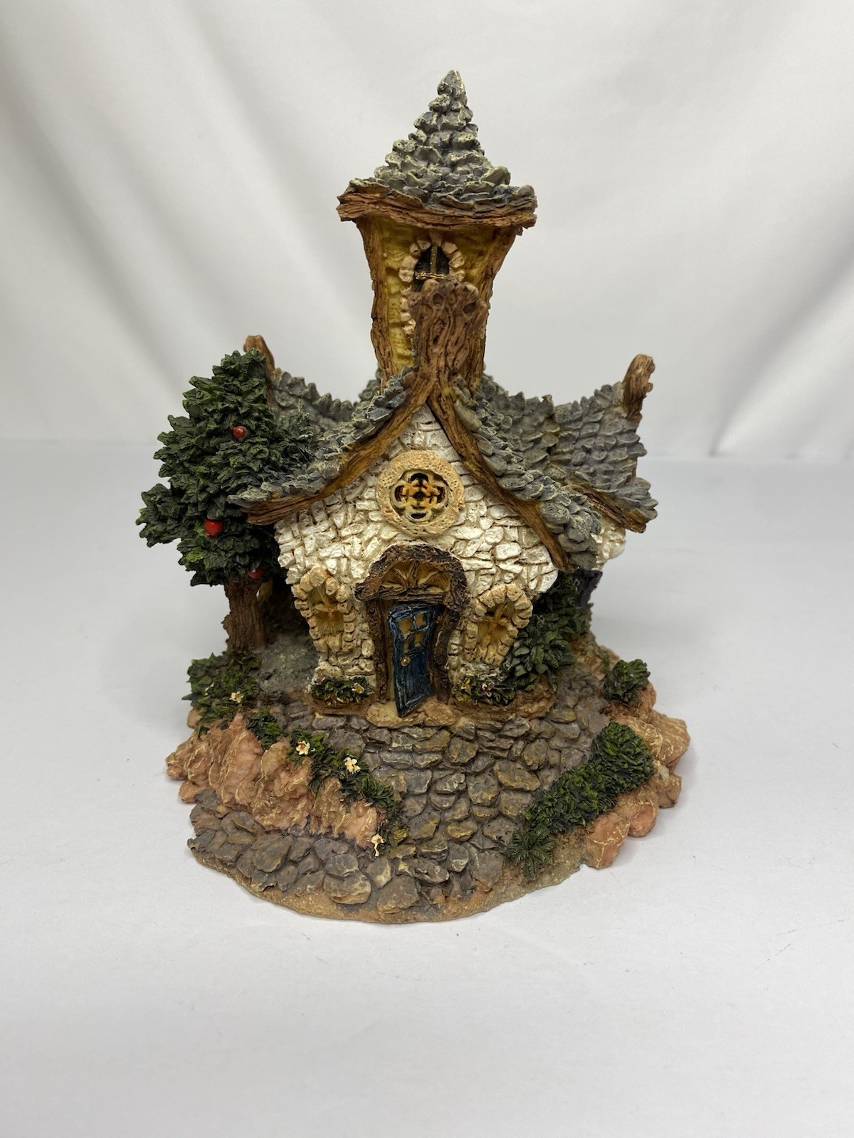 Boyds Bearly-Built Villages Chapel in the Woods 19003 Complete Box COA Bear 2000