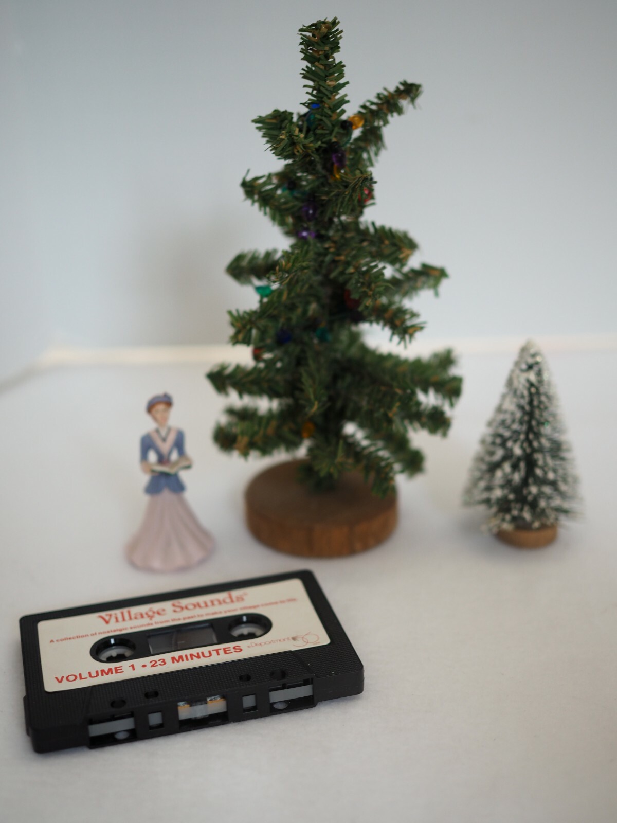 Vintage Dept 56 Village Accessory NATURAL EVERGREEN Tree with Lights + Cassette