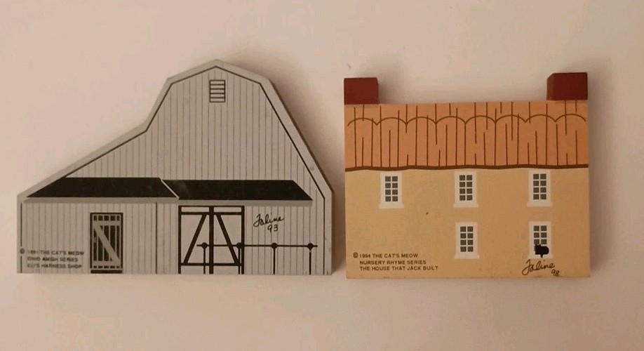 Cat’s Meow Village Lot of 20 Pieces Buildings & Accessories 1988-1996