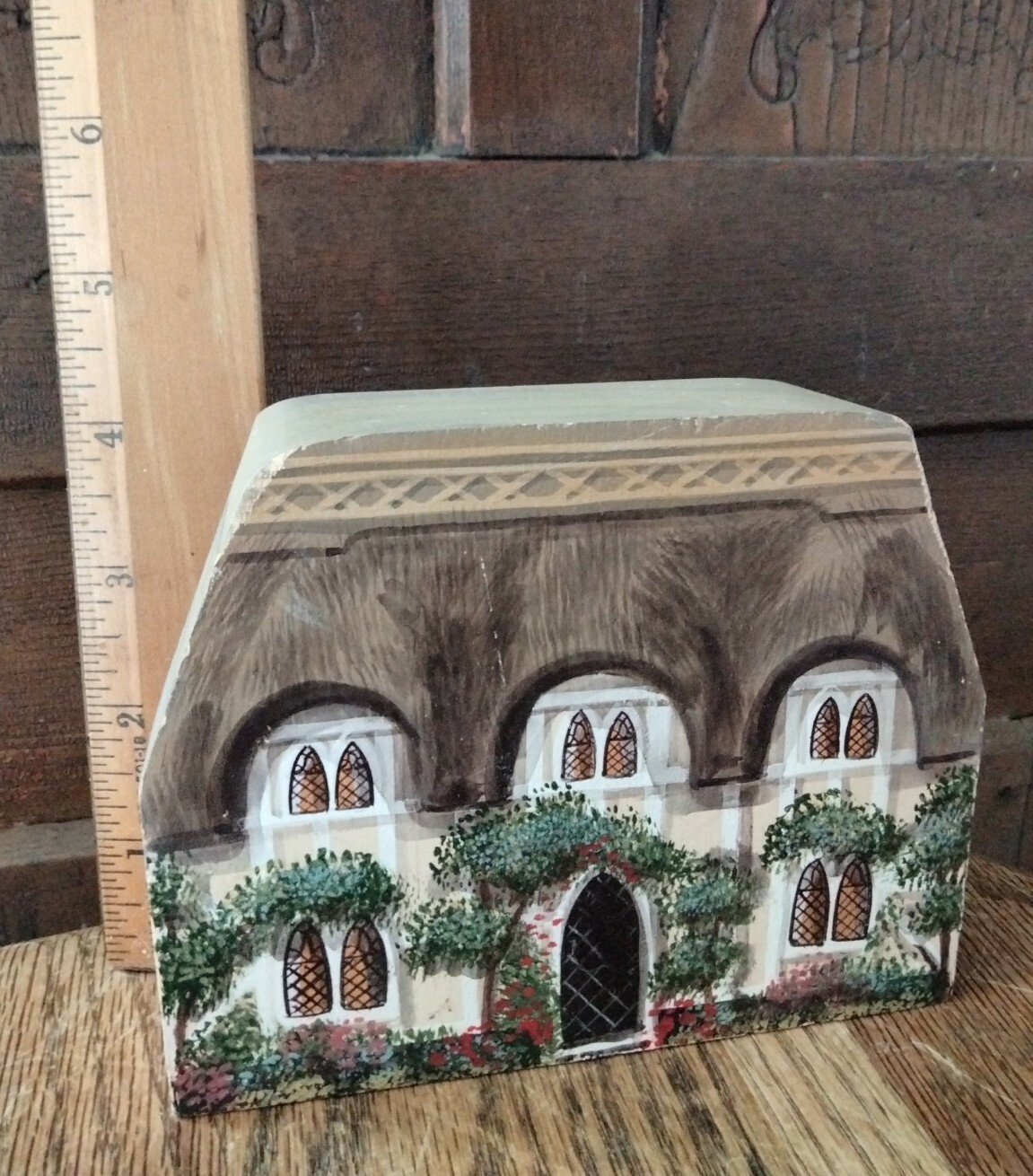 Rare Vintage Susan Stentiford Bedfordshire Cottage Wood Home Décor Shelf Sitter