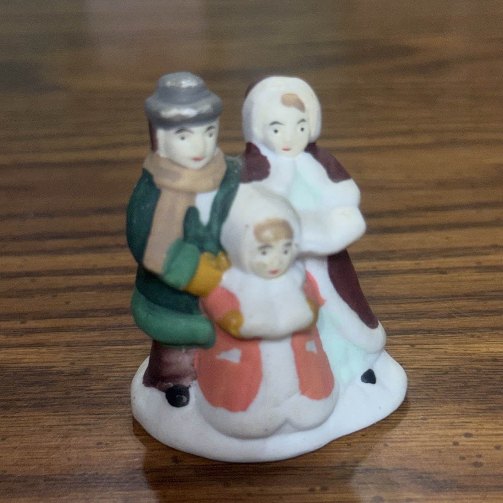 Hand Painted Porcelain Family Of 3 COUPLE Christmas Village House FIGUREs