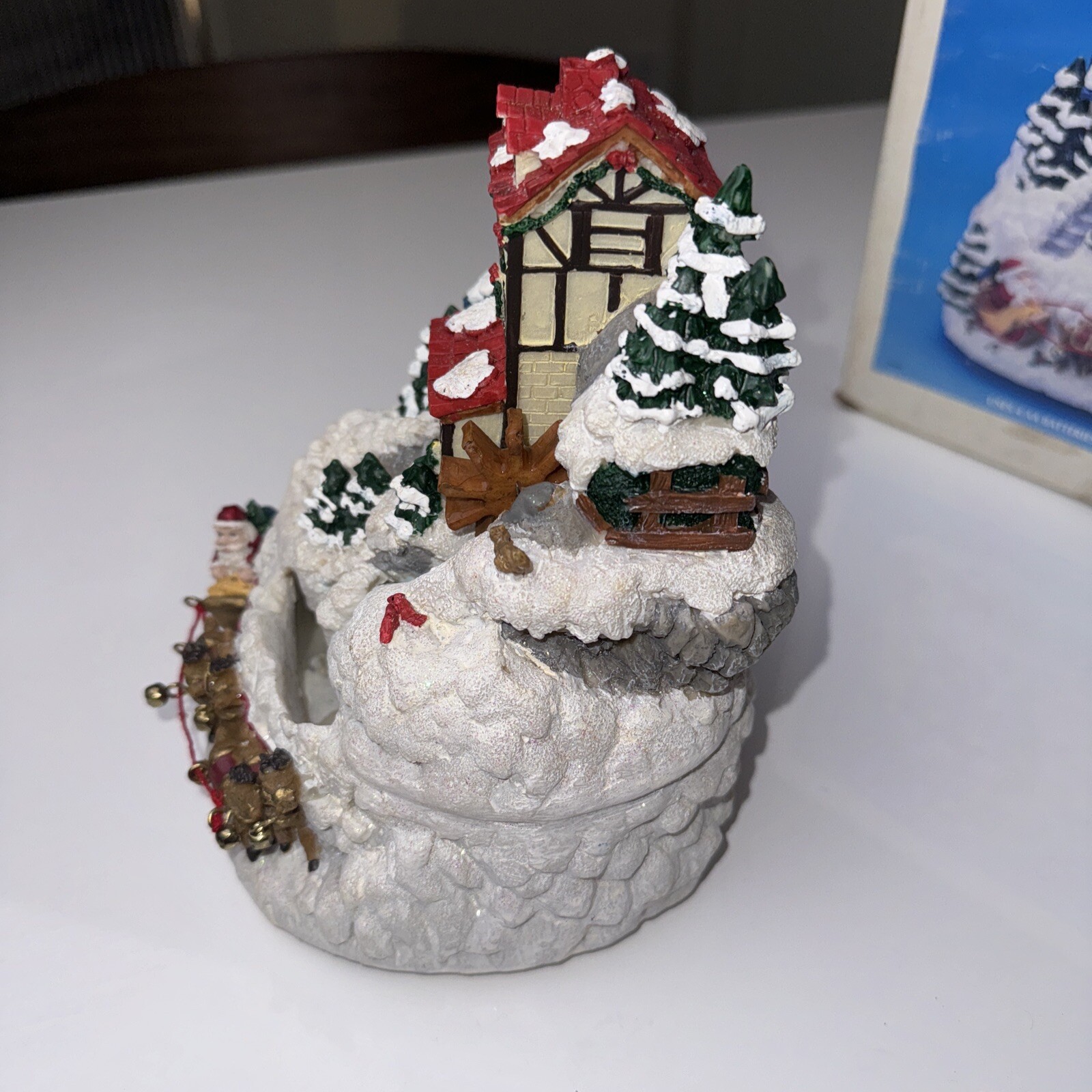 Gerson International 9.25″ battery operated Christmas village fountain w/music