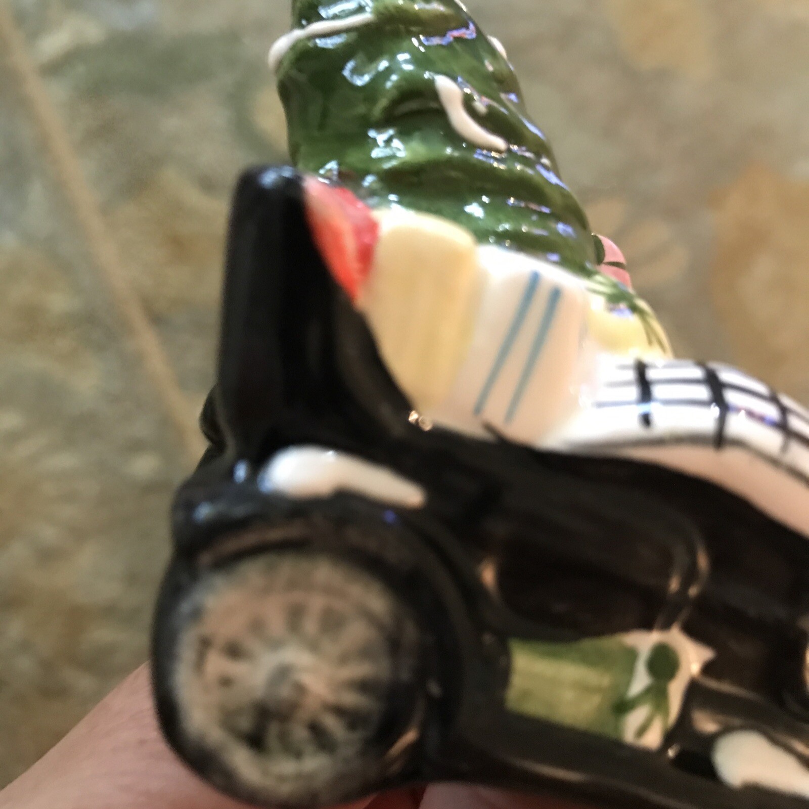 Department 56 Snow Village Ceramic Car w/Christmas Tree Presents, Retired 1989