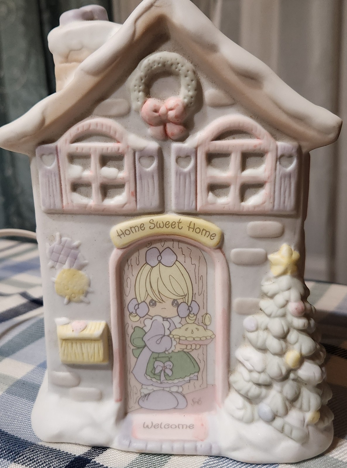 Ceramic Light-Up Christmas Village House Home Sweet Home White Pink Green Yellow