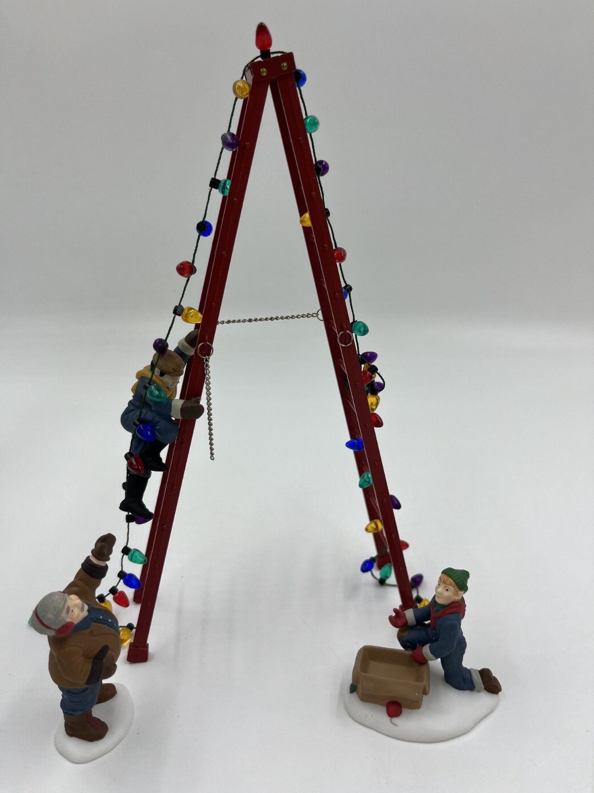 Heritage Village Dept 56 Collection Town Tree Trimmers No. 5566-2.