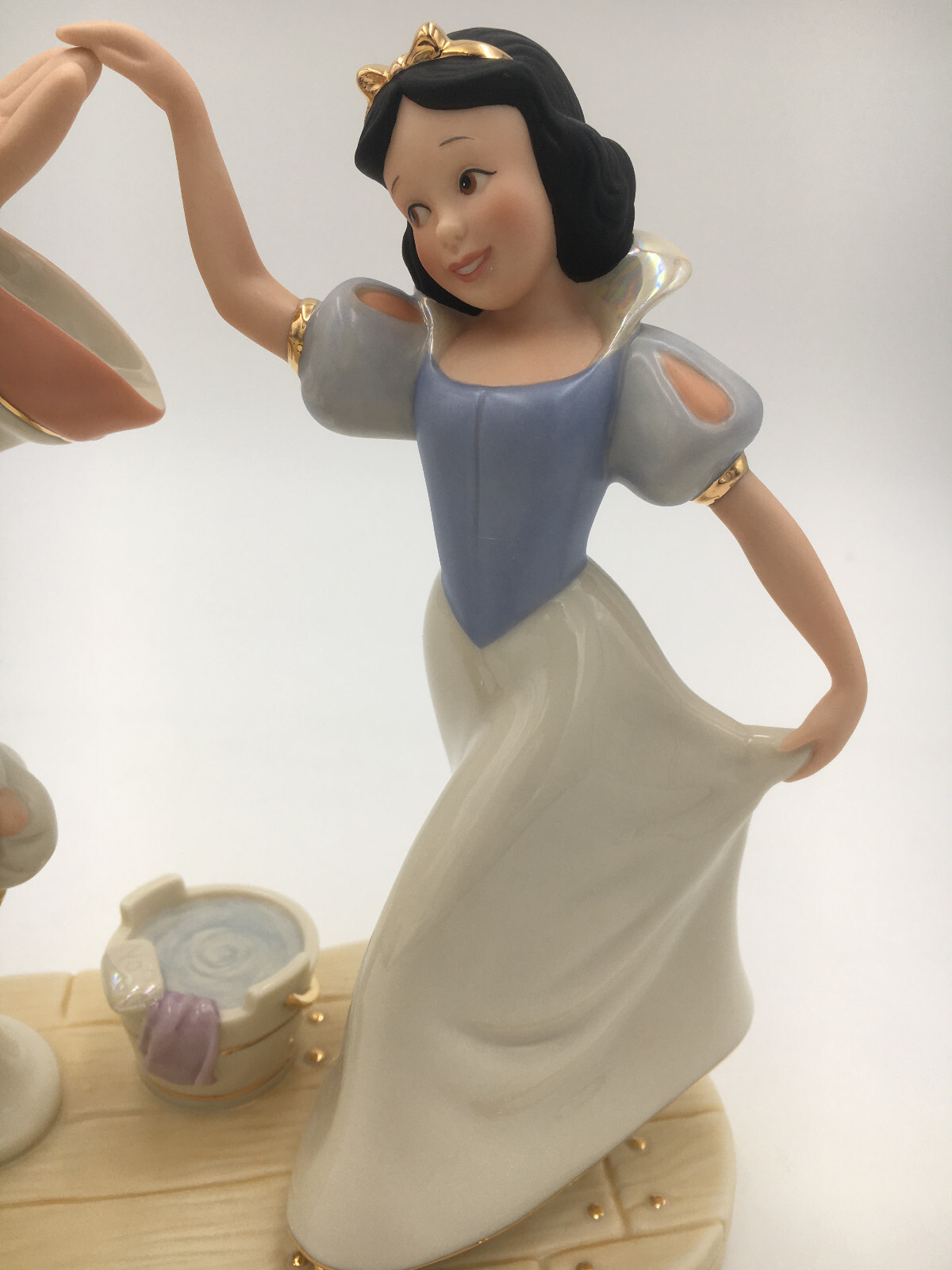 Lenox- Dancing With Snow White 7 x 8″ #6130843
