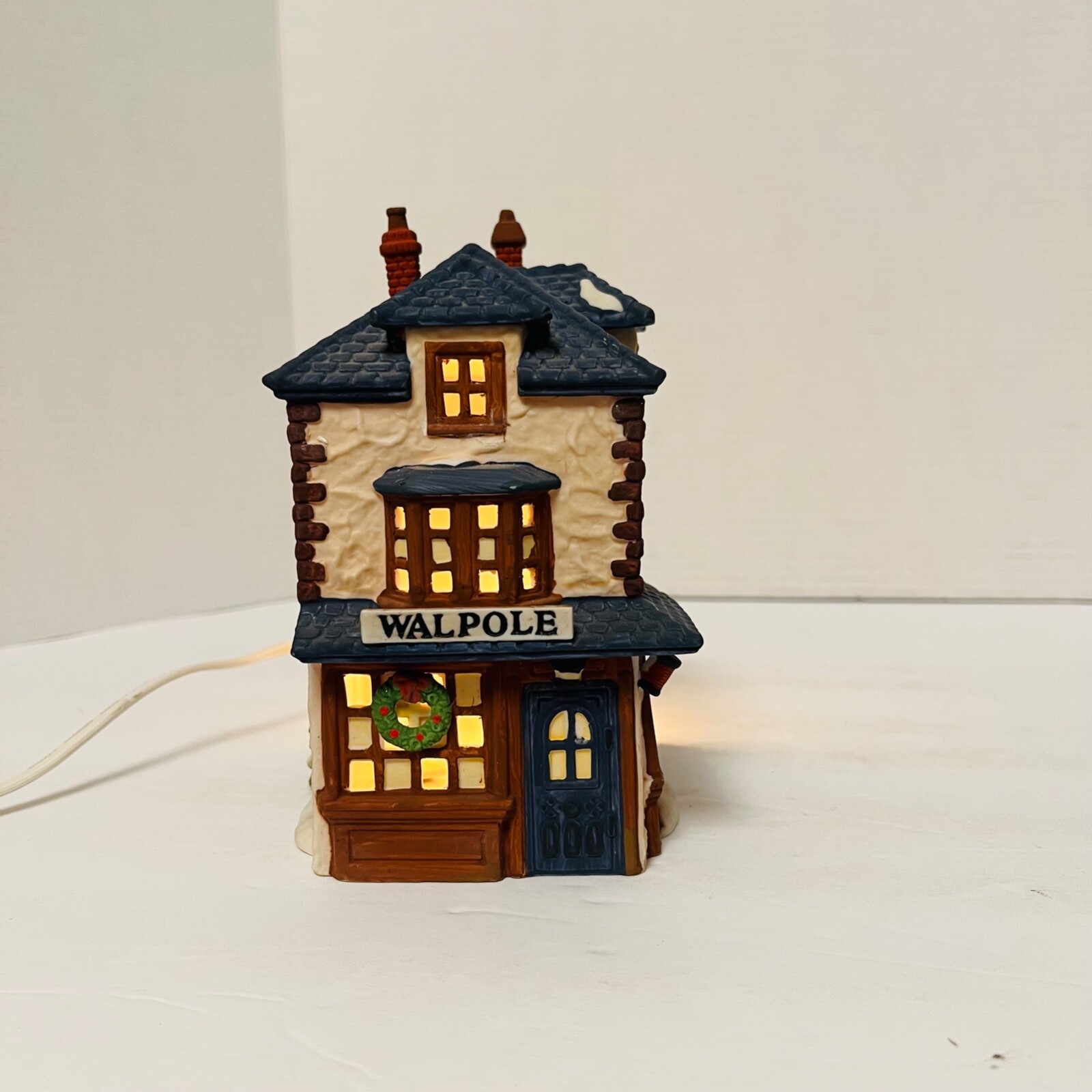 Walpole Tailors #59269 Dickens Village Series Merchant Shop Department 56