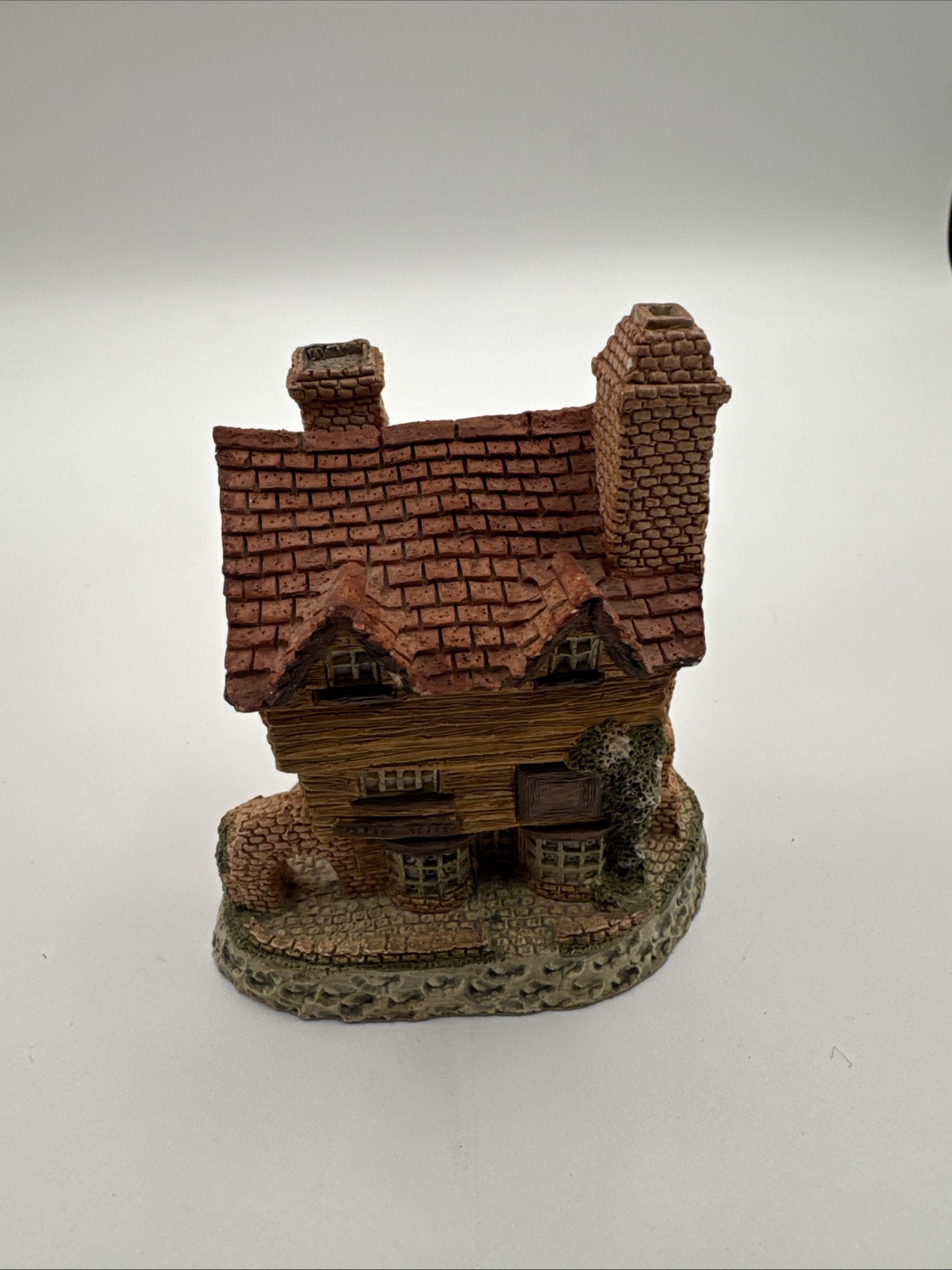 DAVID WINTER COTTAGES WINE MERCHANT 1980 HANDMADE & HAND PAINTED VINTAGE
