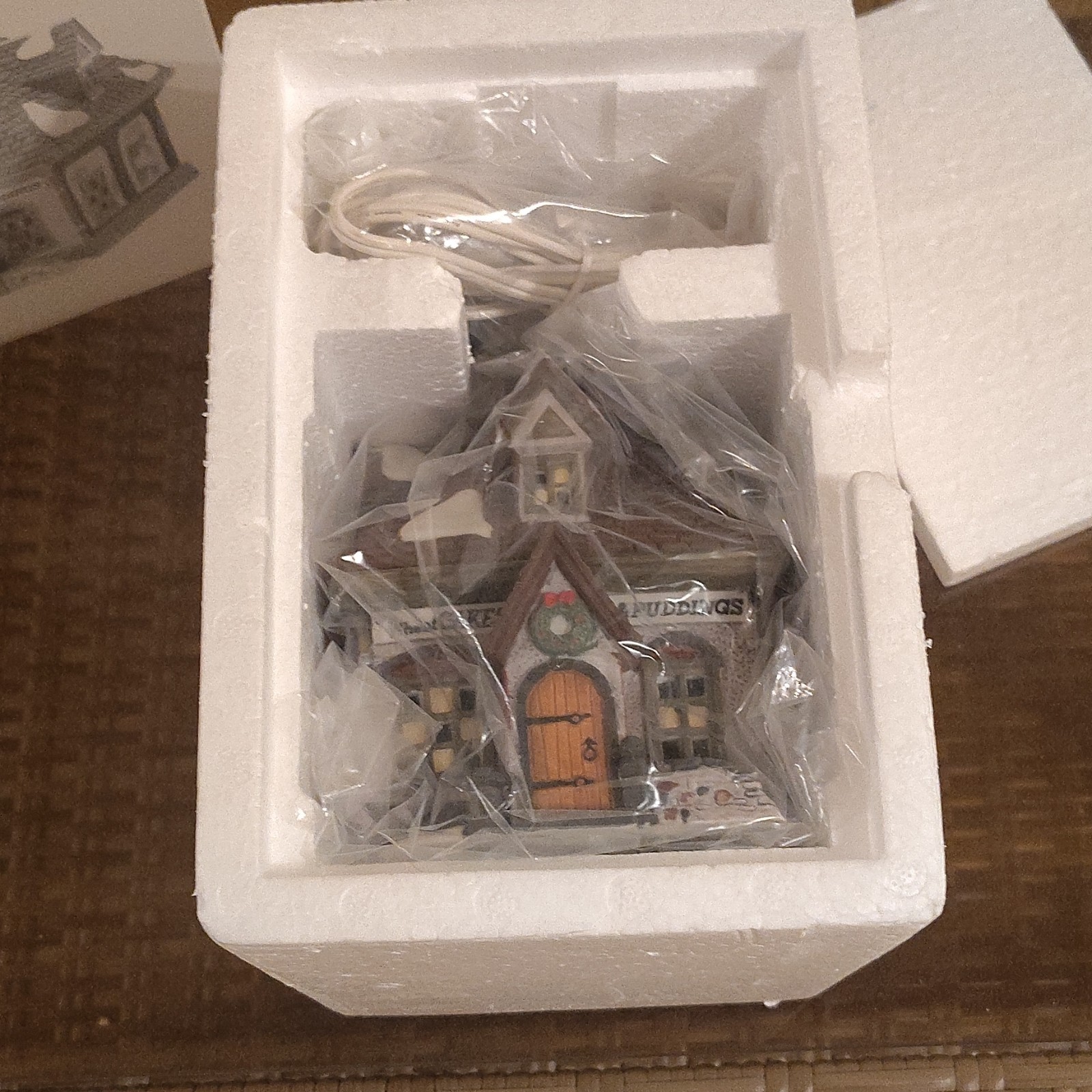 Department 56 Dickens Village Wm. Wheat Cakes & Puddings House #5808-4