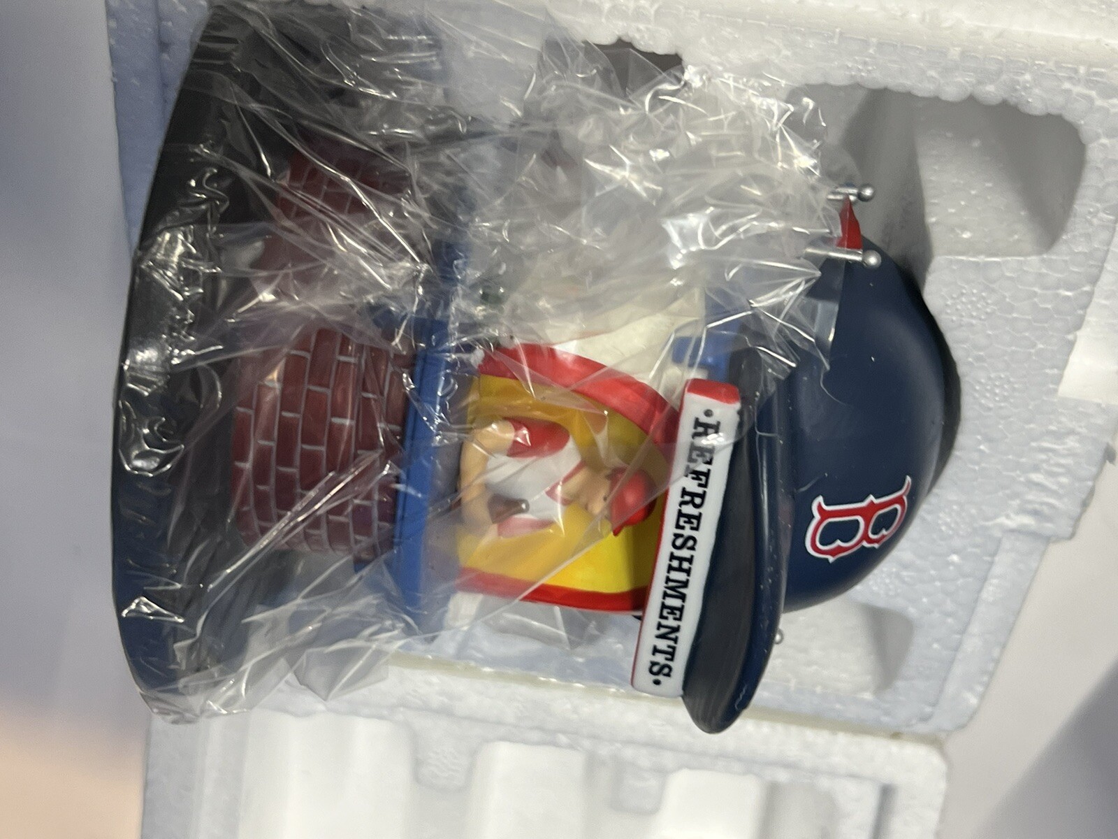 Dept 56 Boston Red Sox MLB Refreshment Stand 2004 Figurine NEVER DISPLAYED