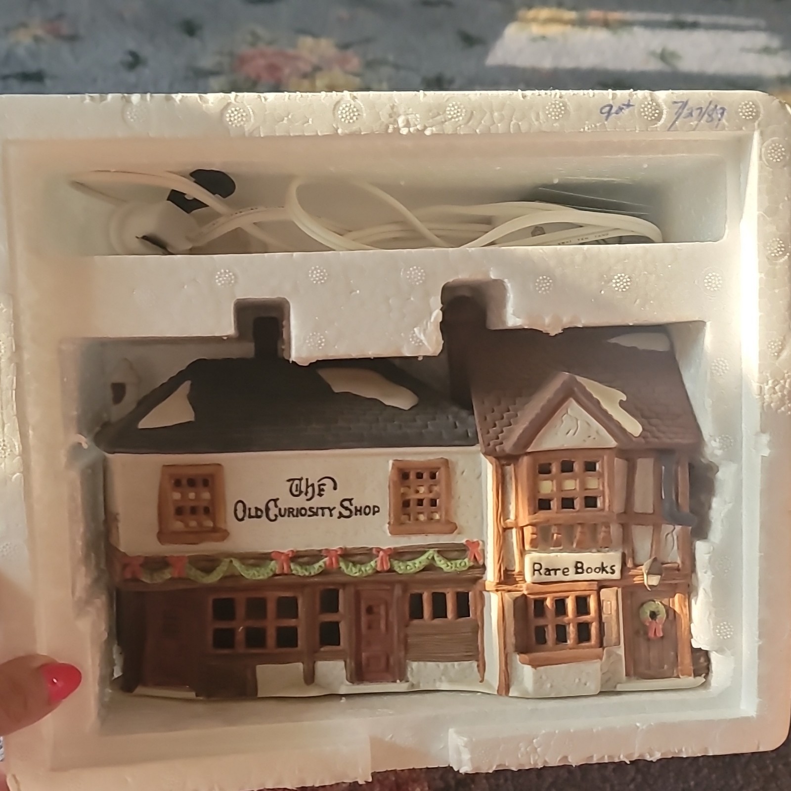 Department 56 Dickens’ Village Old Curiosity Shop Illuminated Boxed