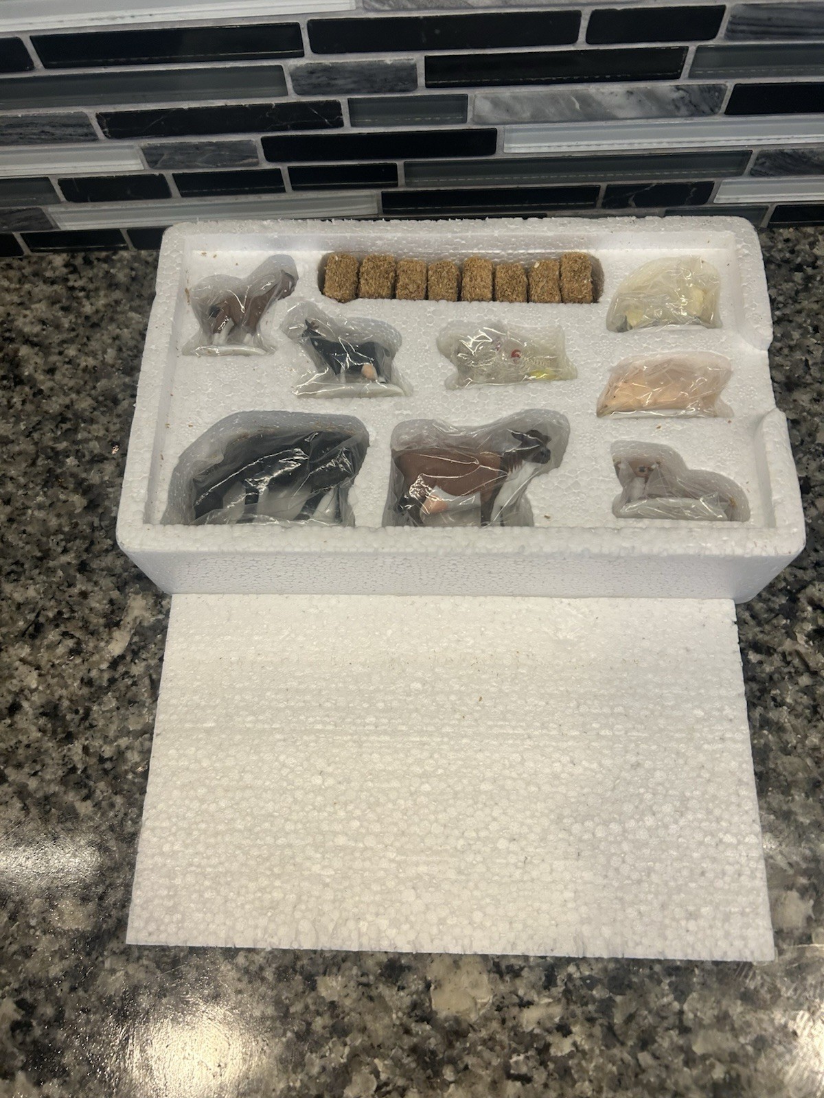 Department 56 Farm Animals Heritage Village Collection With 8 Hay Bales #56588