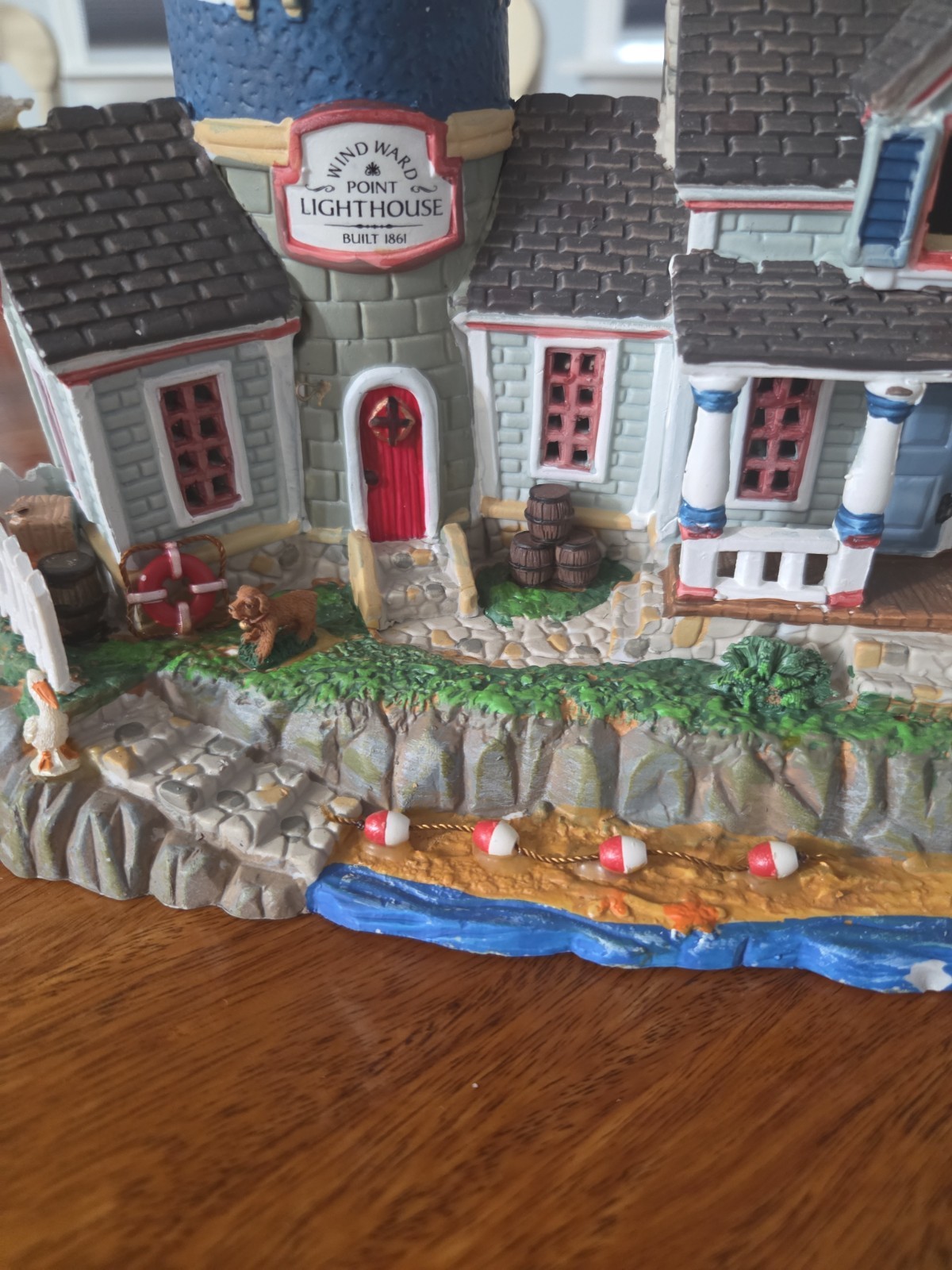 Lemax Village 2009 Windward Point Lighthouse Plymouth Corners #95862 No Birds