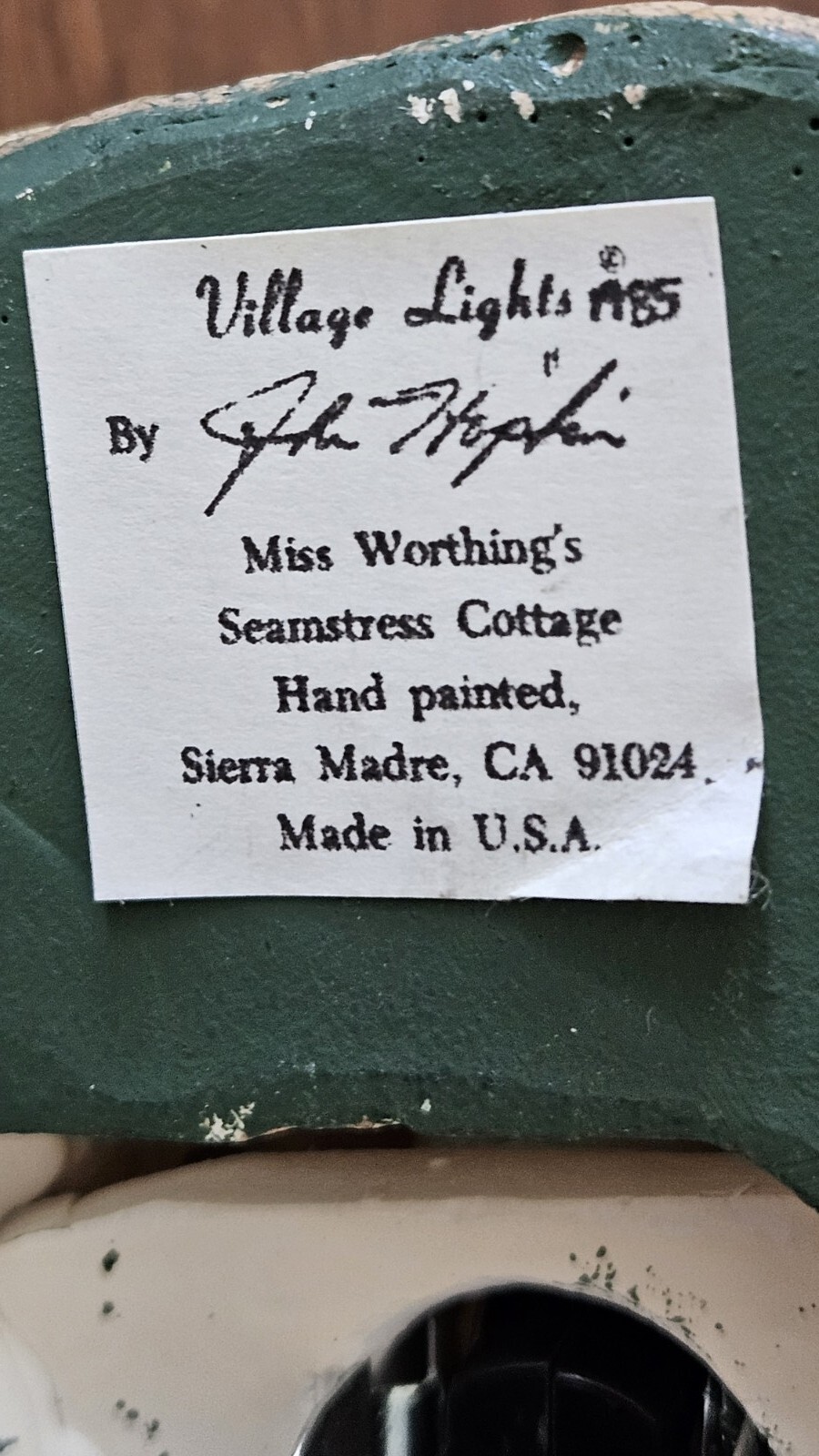 John Hopkins Village Lights Mrs Worthings Seamstress Cottage 1985 Made in USA