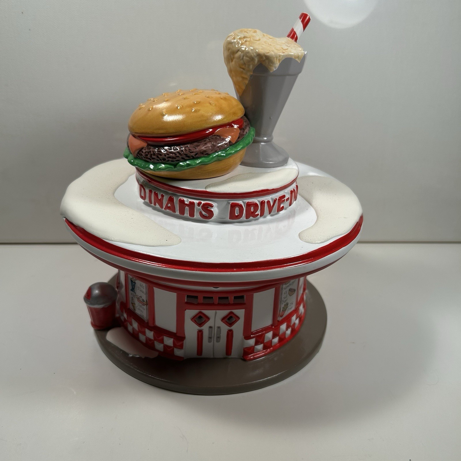 Retired Snow Village Department 56 DINAH’S DRIVE IN # 54487