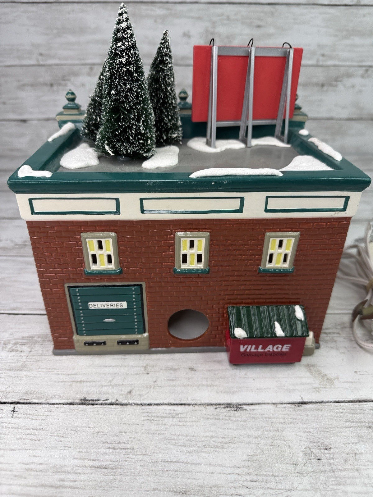 Dept 56 Snow Village “Hershey’s Chocolate Shop” 54913 read description