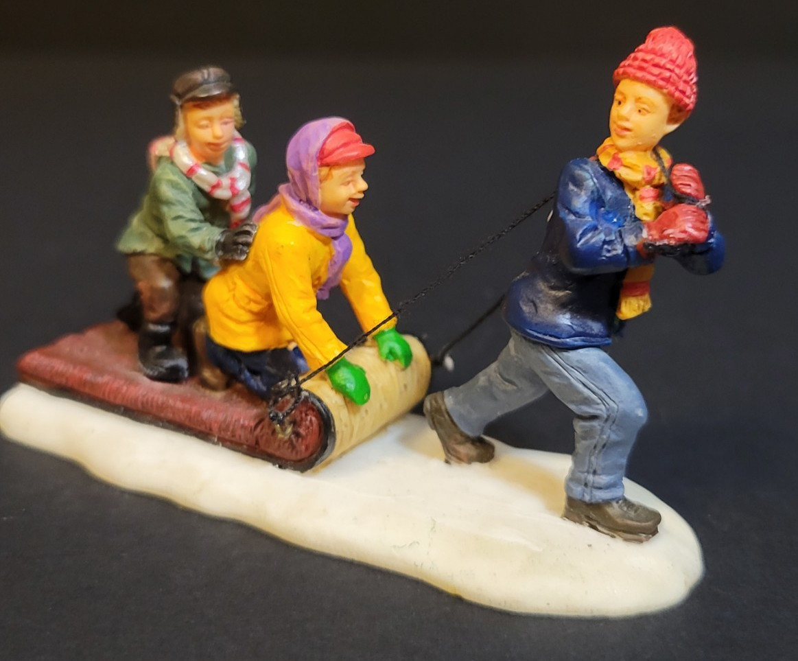 Lemax Christmas Village Town The Toboggan Tug 02418 Children Pulling Sled