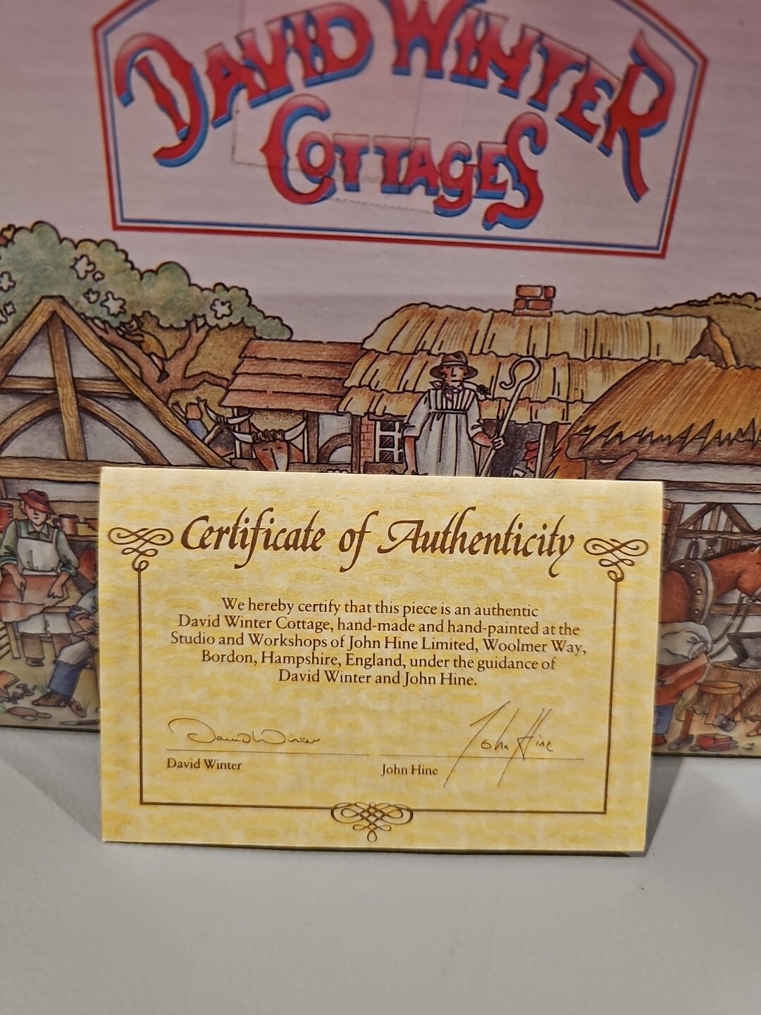 Vintage David Winter Cottages 1991 FOGARTY’S Original box & Authenticity Card