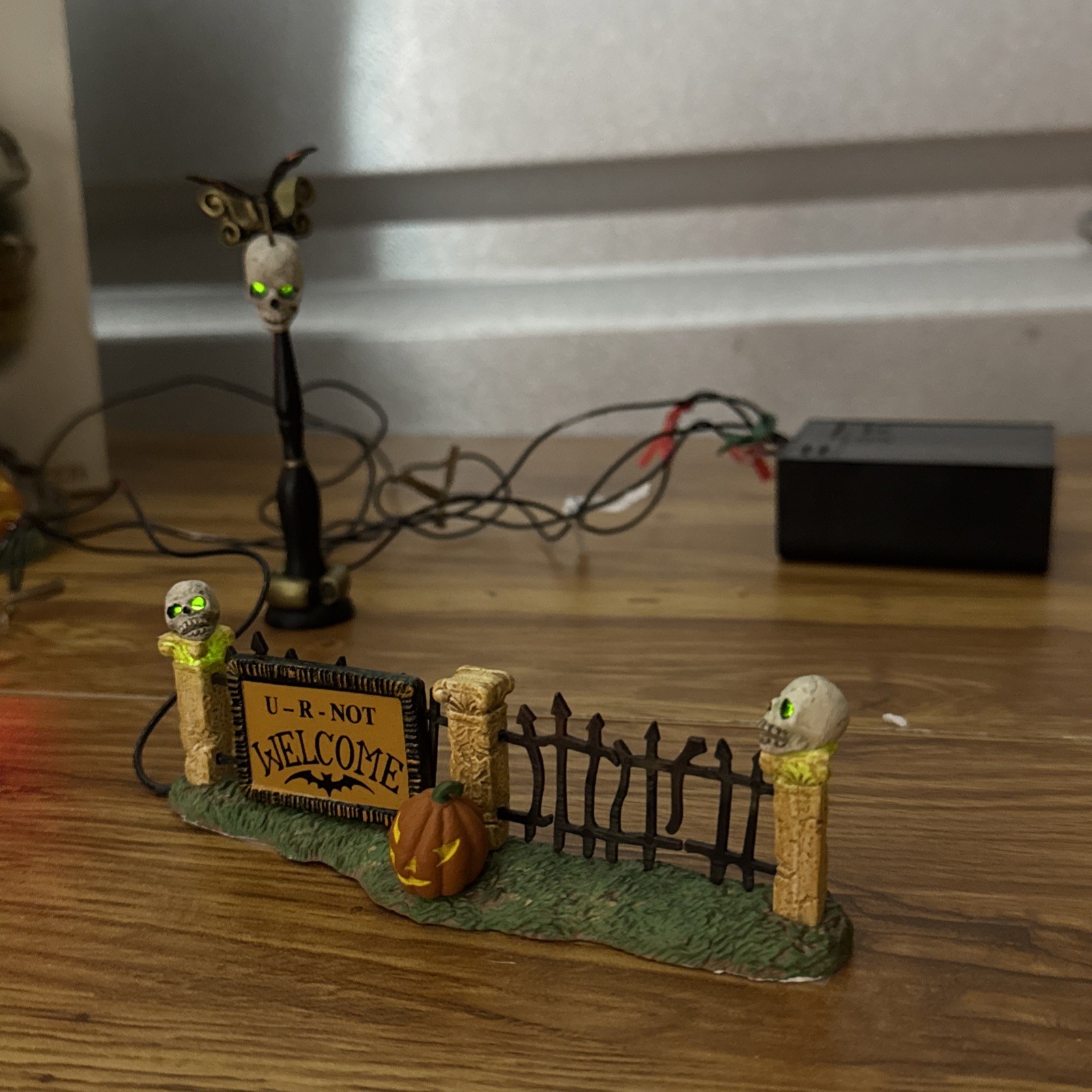 Dept 56 Village Accessories Halloween Gravely Landscape Set #56.53060 w Box