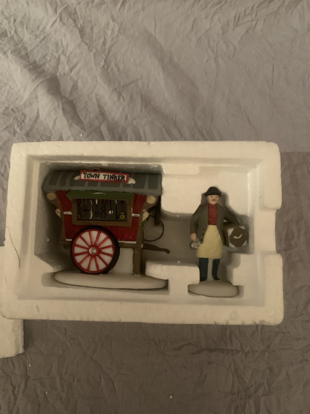 Dept 56 – Heritage Village – TOWN TINKER – Set of 2 (5646-4)