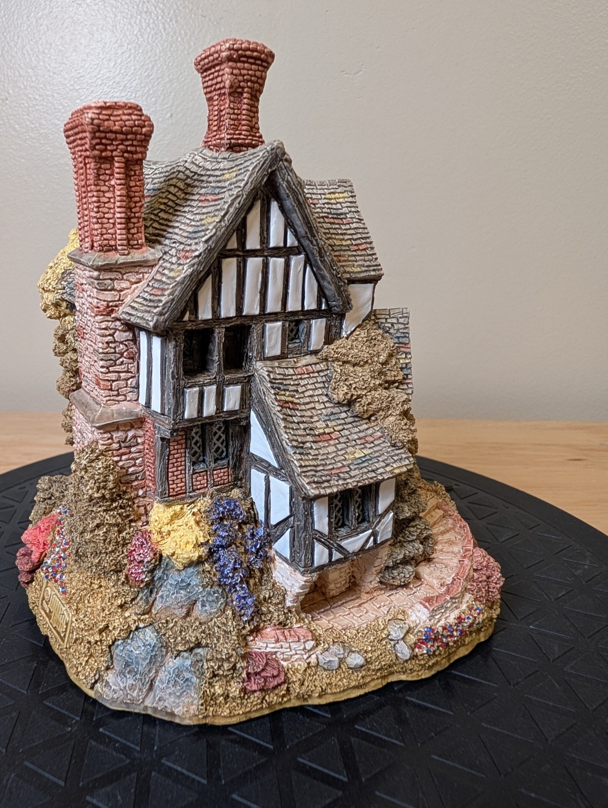 Lilliput Lane “Wenlock Rise”, Collectors Club Special Edition 1988/1989