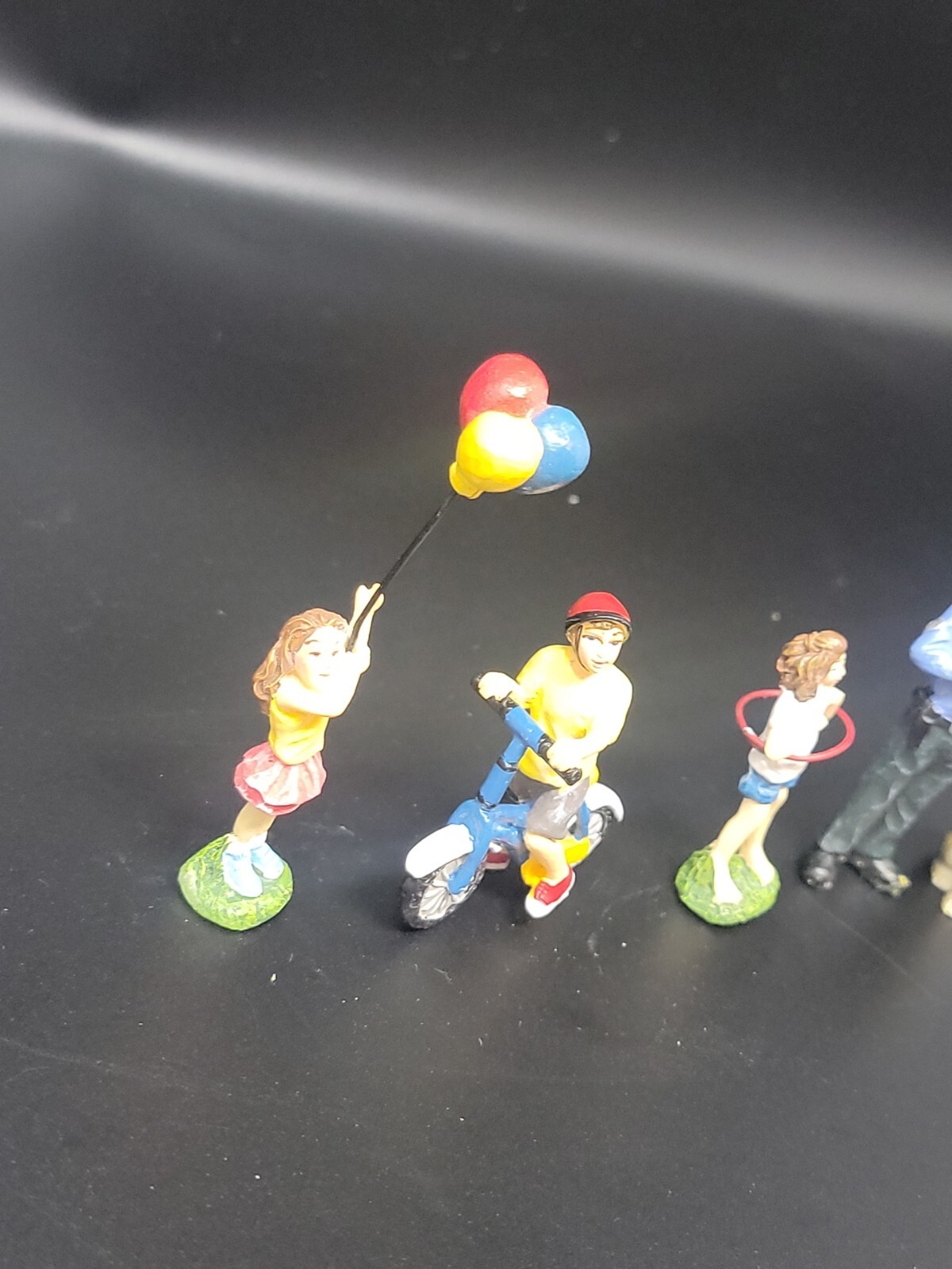 5 Children & Dogs Girl with Doll PoliceVillages Department 56 ? Figures