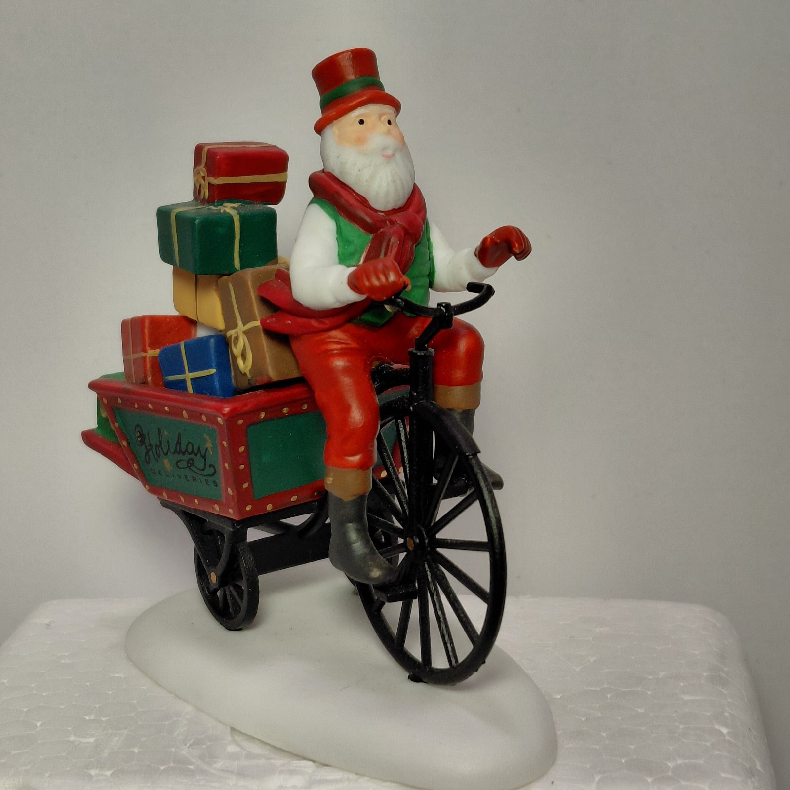 Dept 56 Heritage Village Collection “Holiday Deliveries” w/Box #56371 Retired