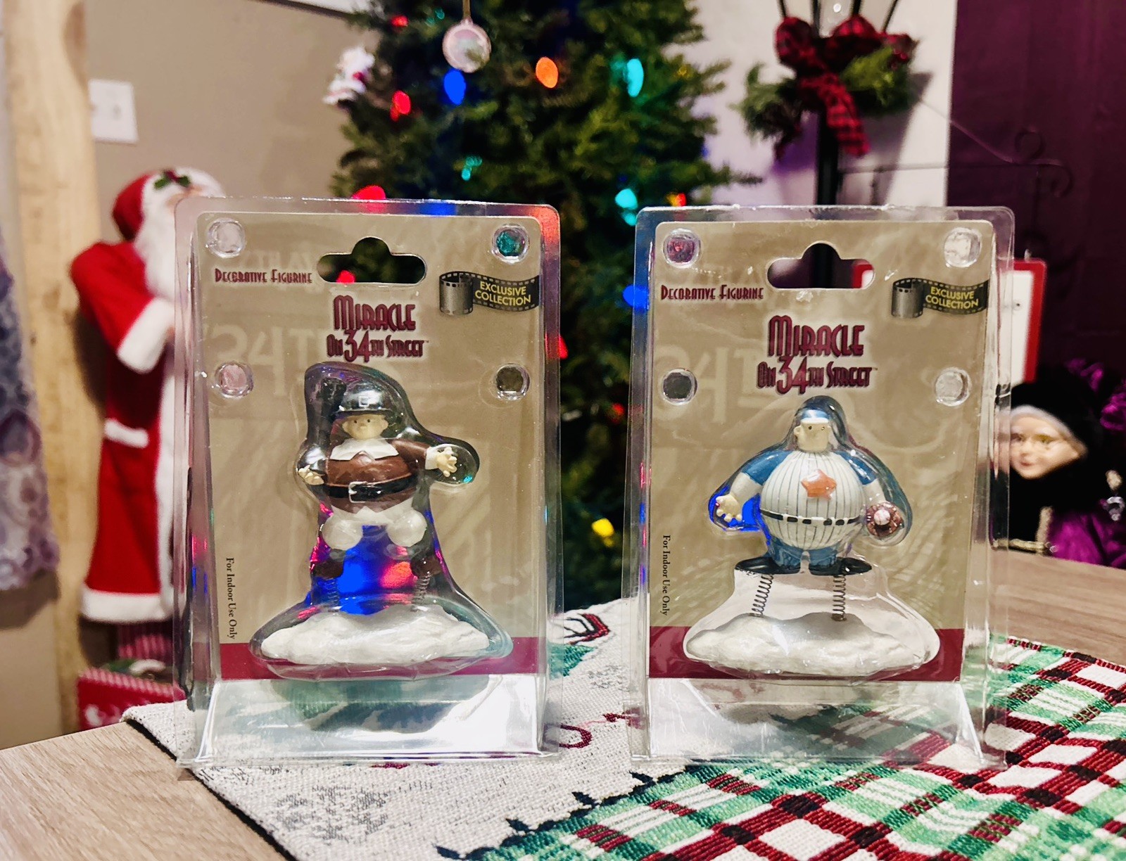 Enesco Miracle On 34th Street Pilgrim And Baseball Player Figurines