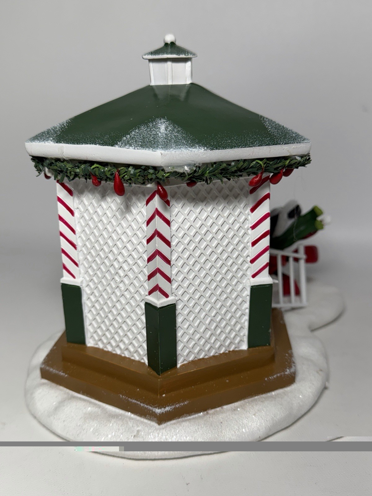 Disney Mickey Mouse St. Nicholas Square Mistletoe Gazebo Handpainted Tree Lights