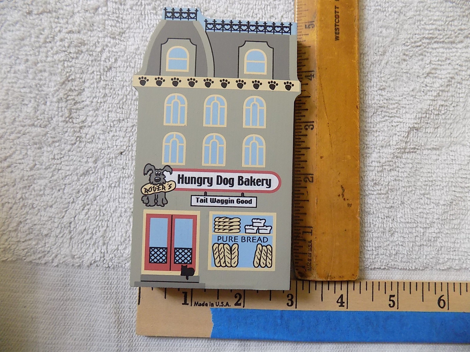Cats Meow Village Rover’s Hungry Dog Bakery Mocking Bird Collection – 2001