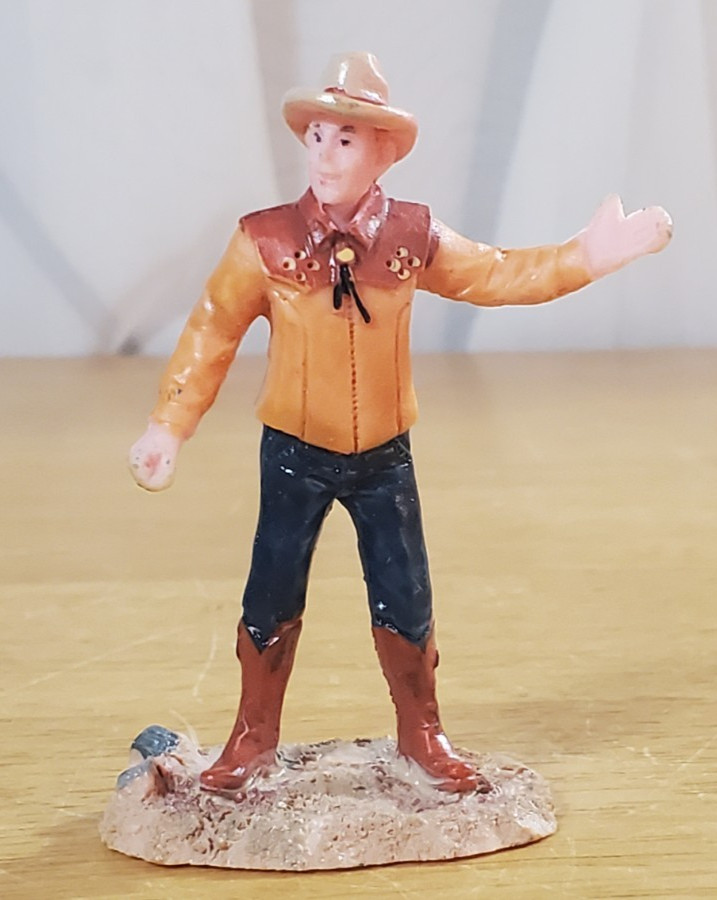 Lasso Bill – Cowboy Western Figure – Lemax Coventry Cove Village Figurine 22042