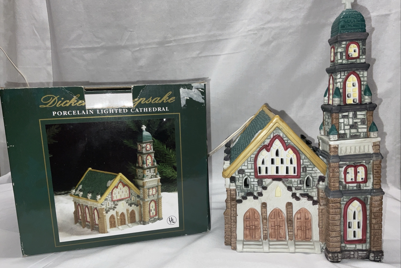 Christmas Village Lighted Cathedral Church Dickens Keepsake Hand Painted