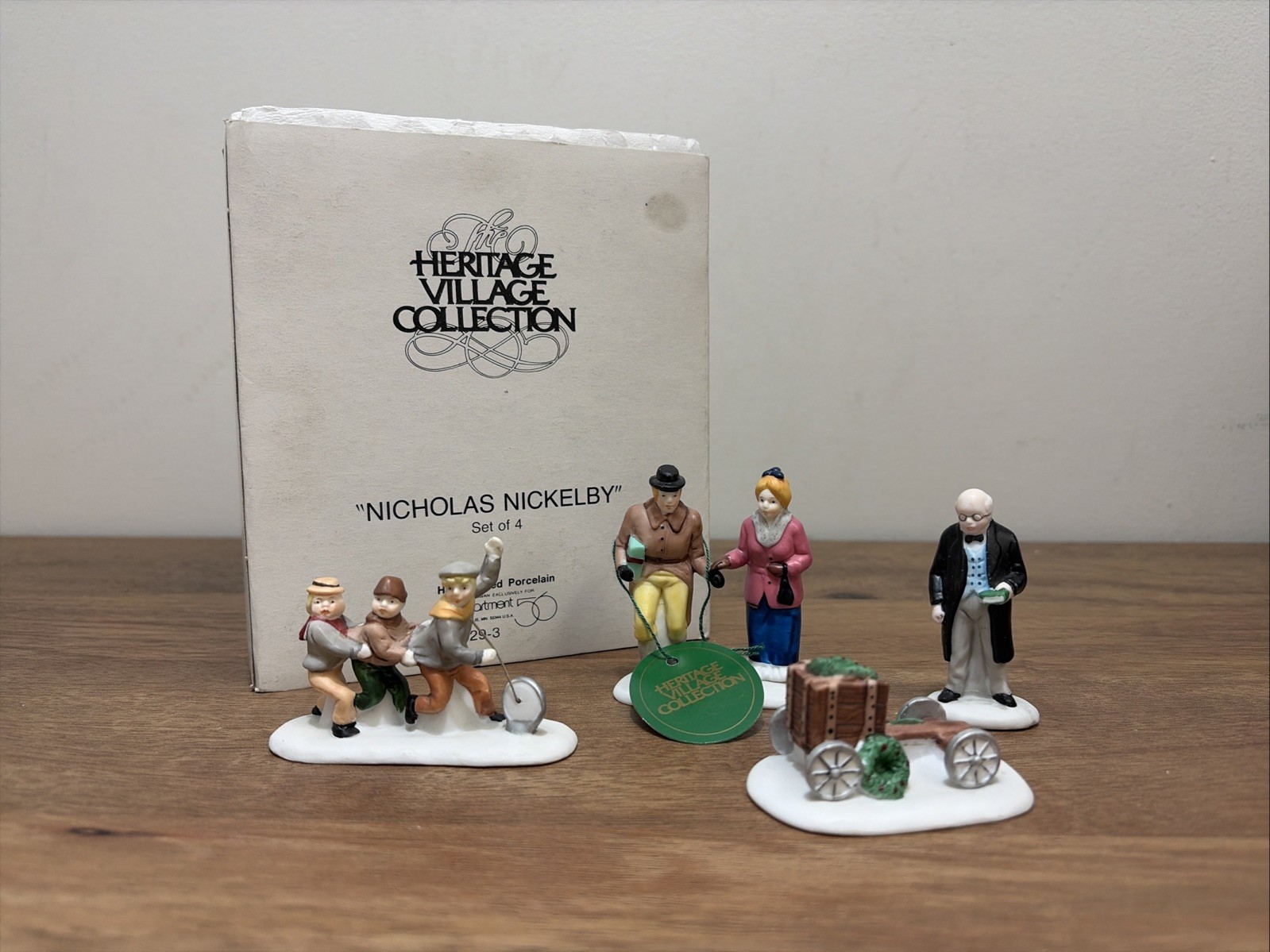 Department 56 Heritage Village Collection NICHOLAS NICKELBY #5929-3