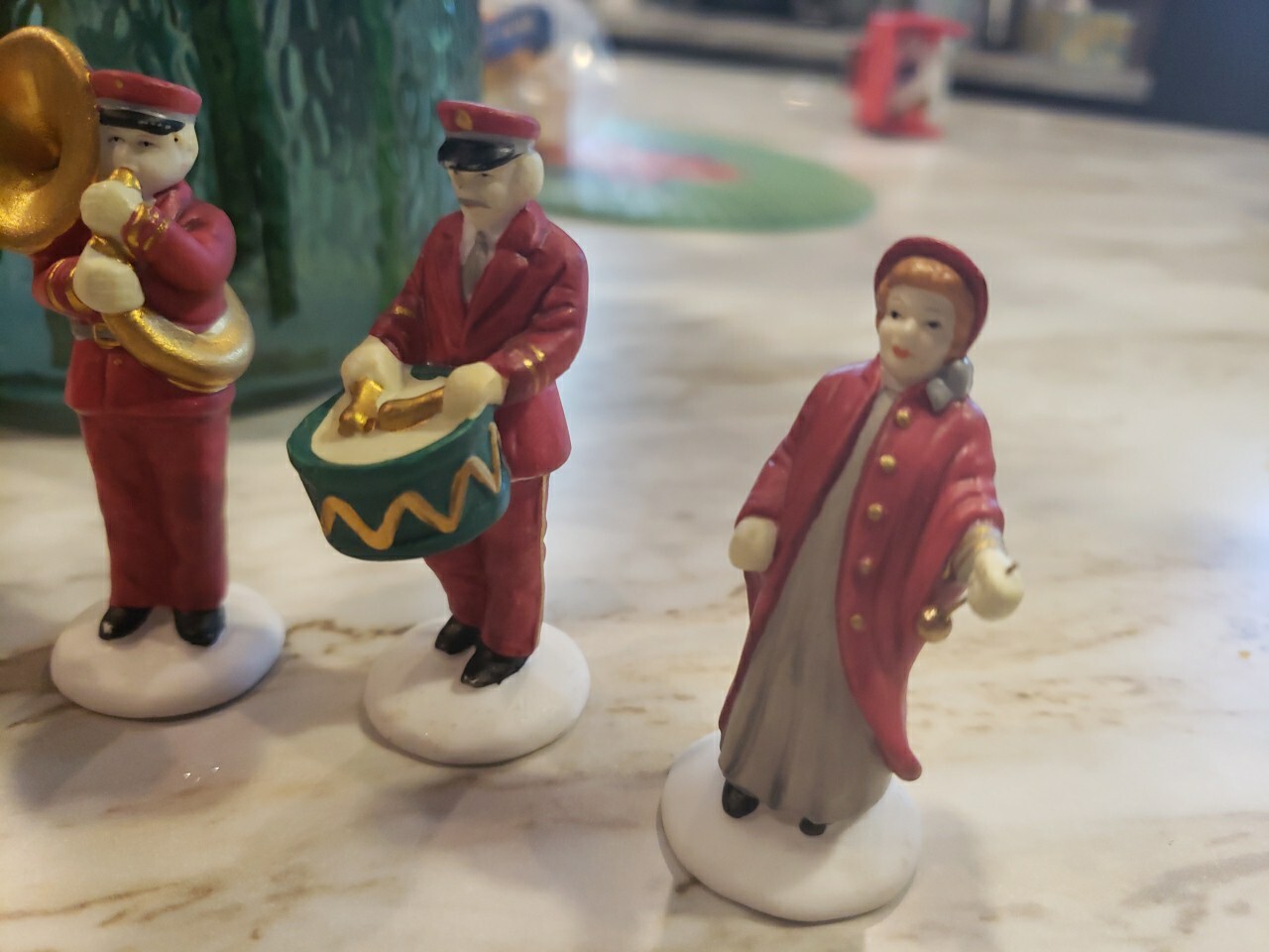 Department 56 Salvation Army Band Set of 6 Vintage preowned with a repair