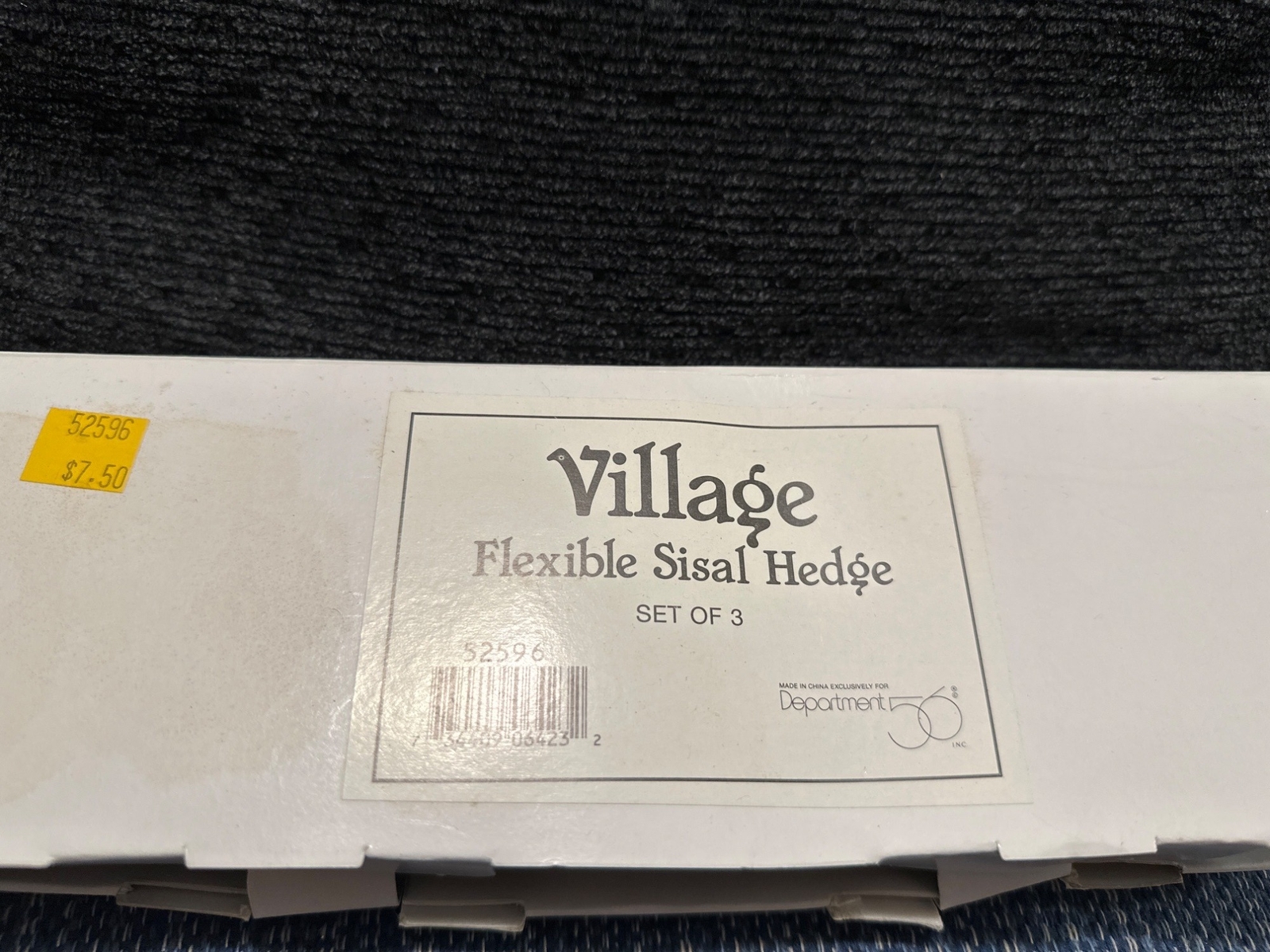 Dept 56 Village Accessory – Flexible Sisal Hedge 2″ – Set of 3