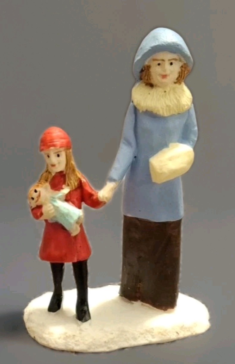 Lemax Mother And Child Christmas Village Figurine 2 Inches Tall