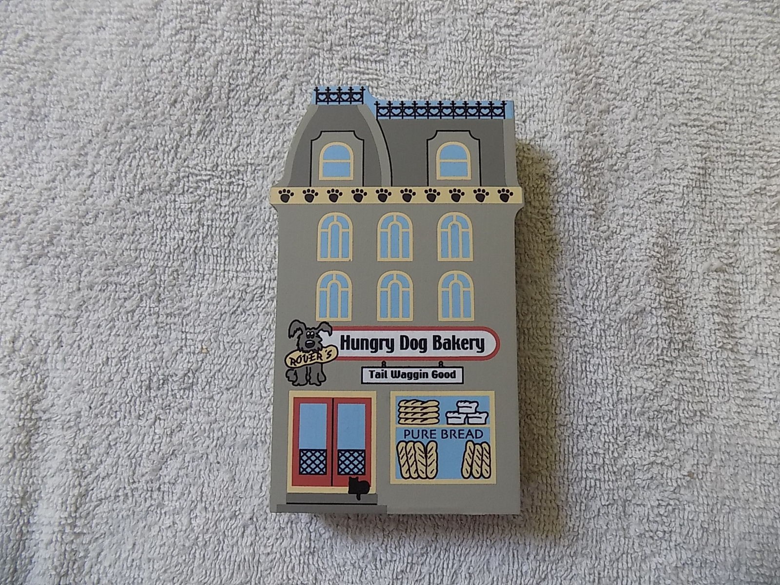 Cats Meow Village Rover’s Hungry Dog Bakery Mocking Bird Collection – 2001
